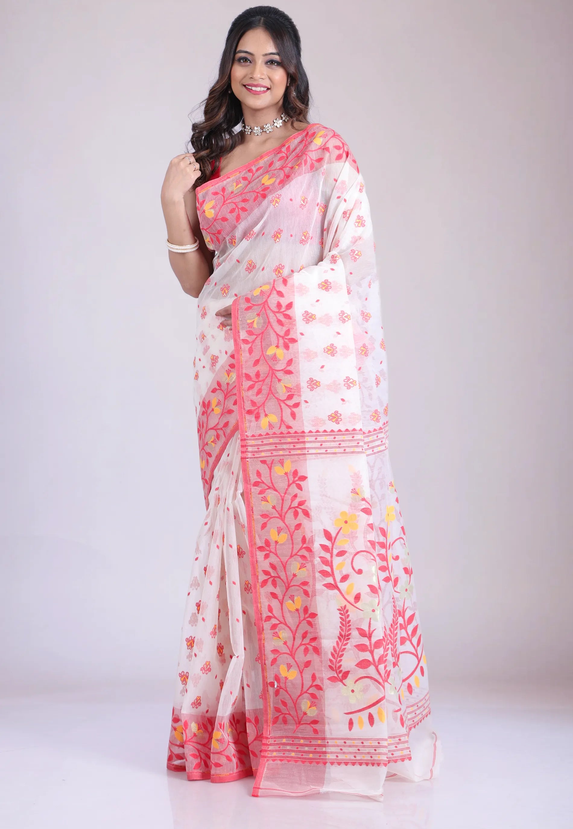 White Dhakai Jamdani Cotton Saree without Blouse Piece - Adi Akshoy & Co.