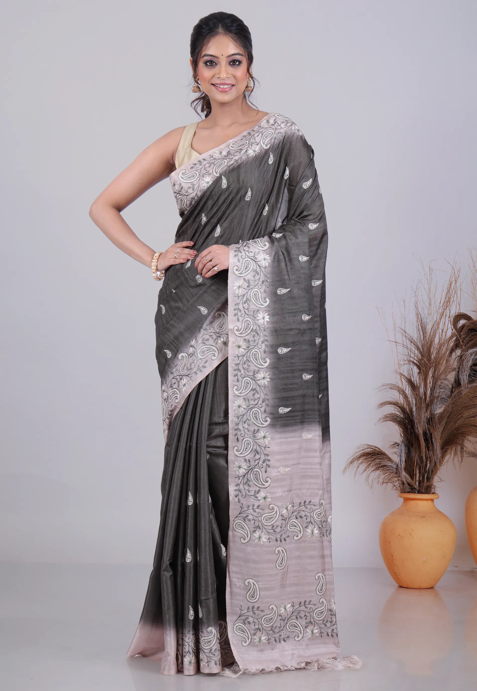 Gray Tussar Silk Saree with Blouse Piece - Adi Akshoy & Co.