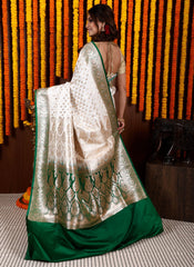 Off White with Green Border Korial Patli Banarasi Silk Saree With Blouse Piece - Adi Akshoy & Co.