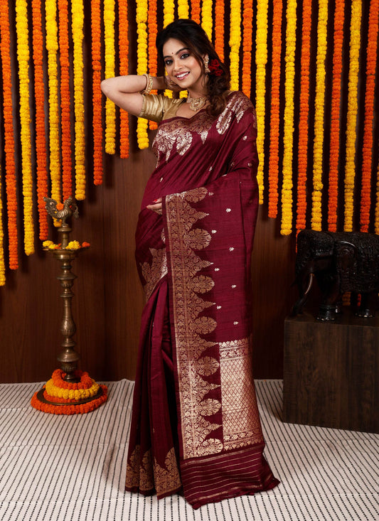 Maroon Tussar Pure Silk Saree with Blouse Piece - Adi Akshoy & Co.