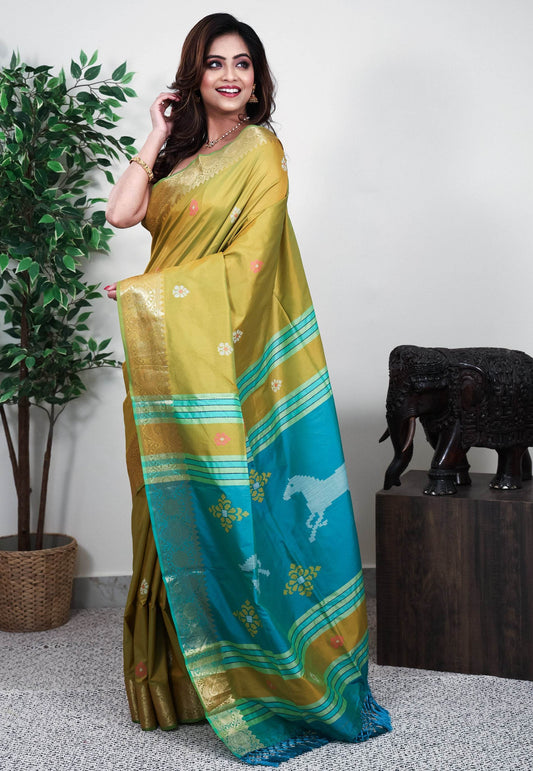 Olive Green Blended Silk Handloom Saree With Blouse Piece - Adi Akshoy & Co.