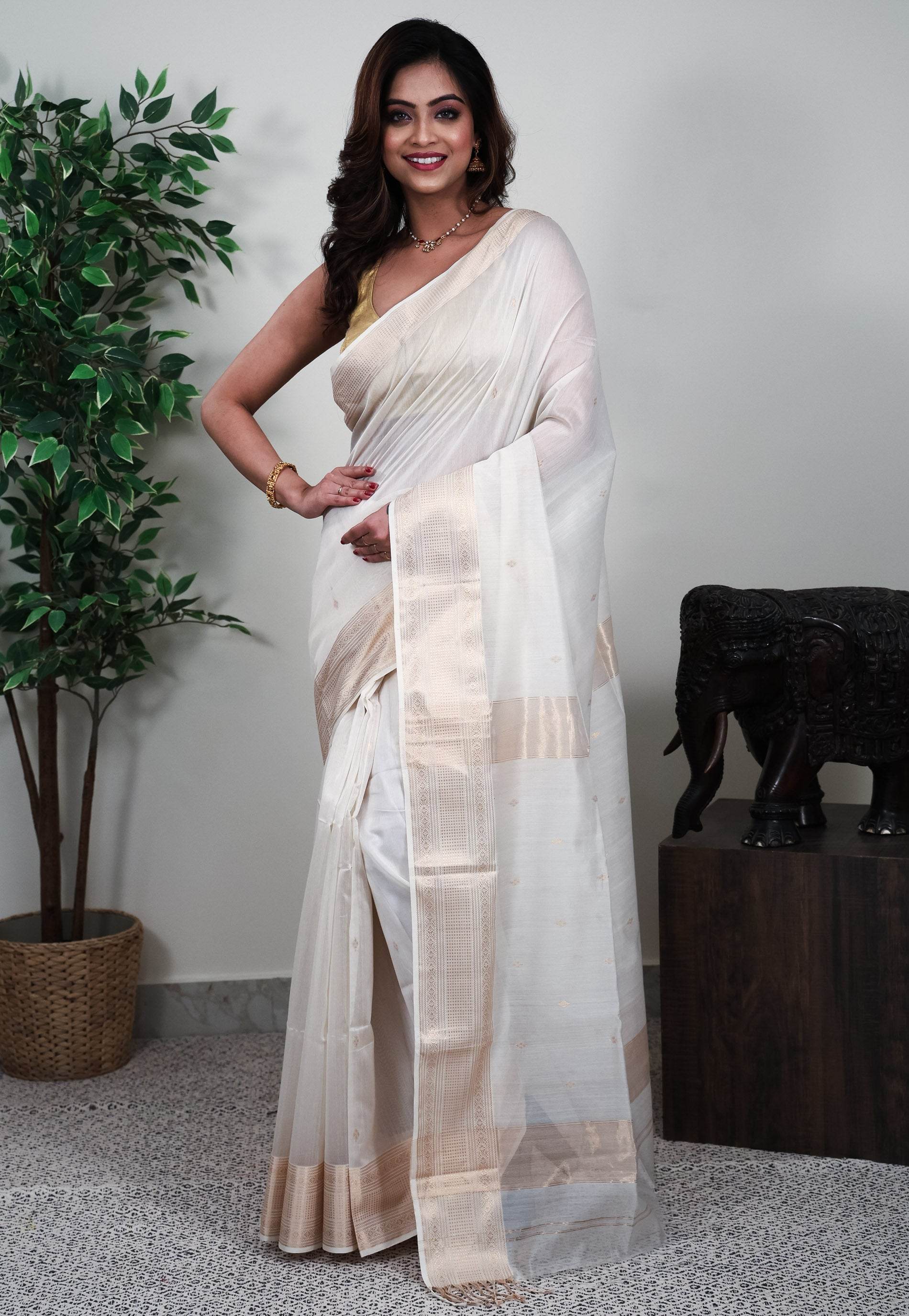 Off White Sico Handloom Saree With Blouse Piece - Adi Akshoy & Co.