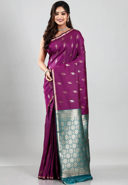 Magenta Kanjivaram Silk Saree With Blouse Piece - Adi Akshoy & Co.