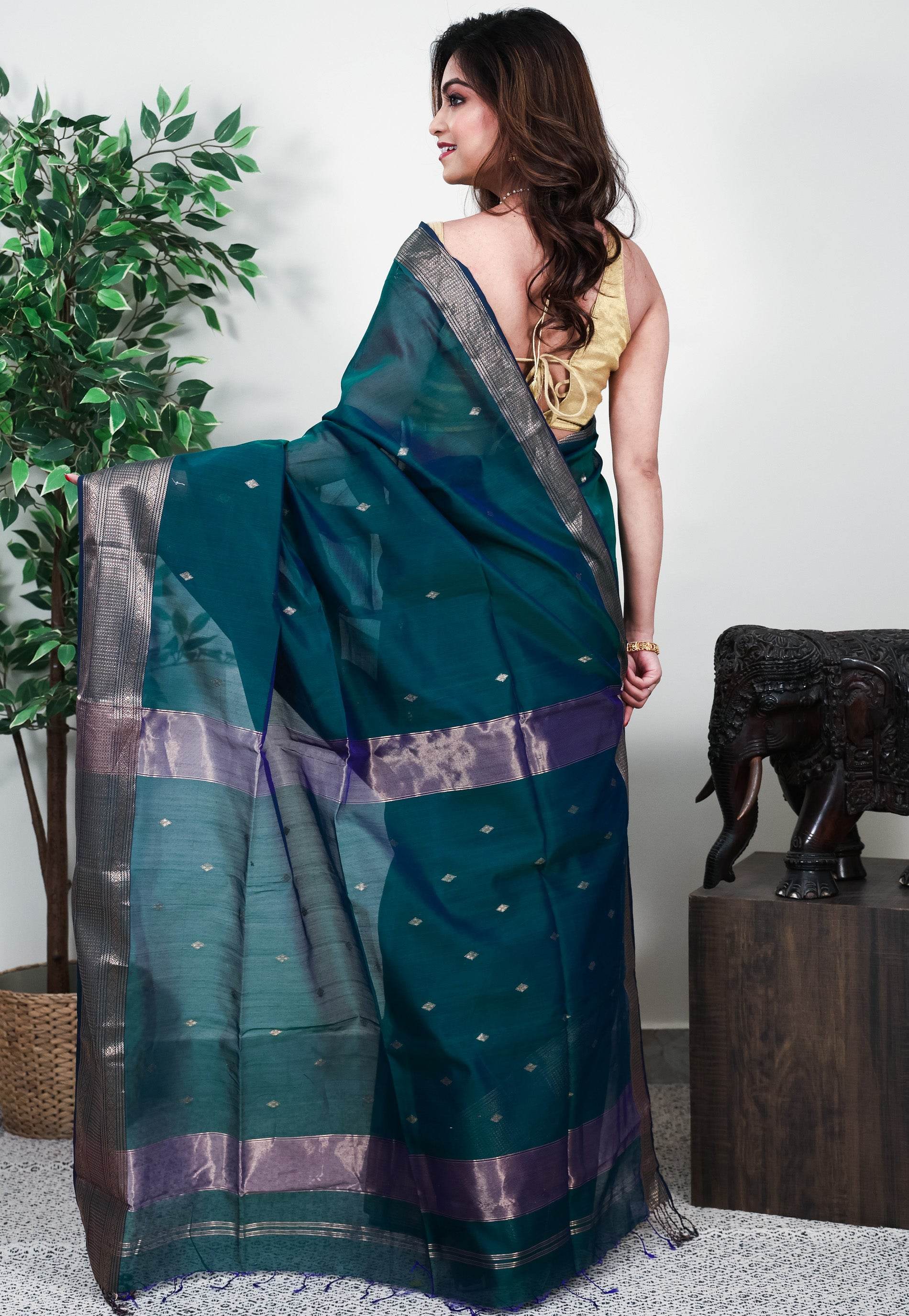 Peacock Blue Sico Handloom Saree With Blouse Piece - Adi Akshoy & Co.