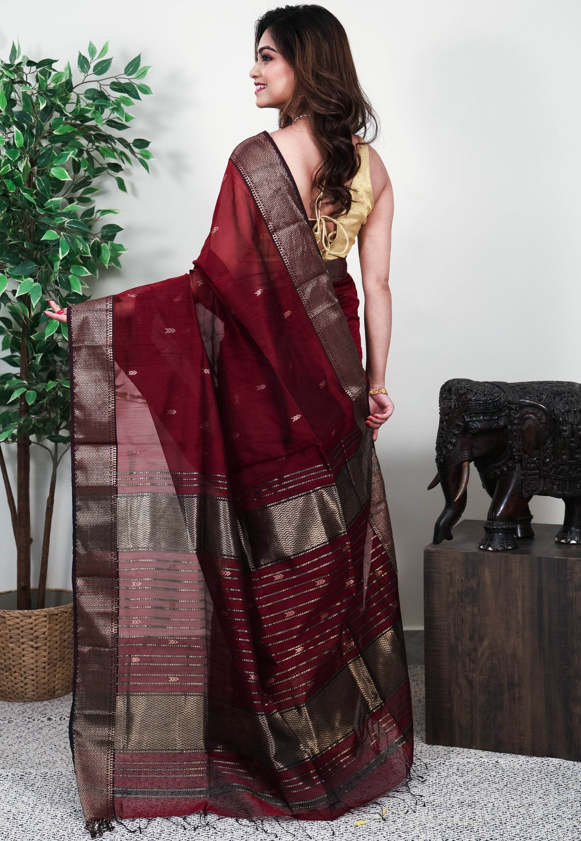 Maroon Sico Handloom Saree With Blouse Piece - Adi Akshoy & Co.