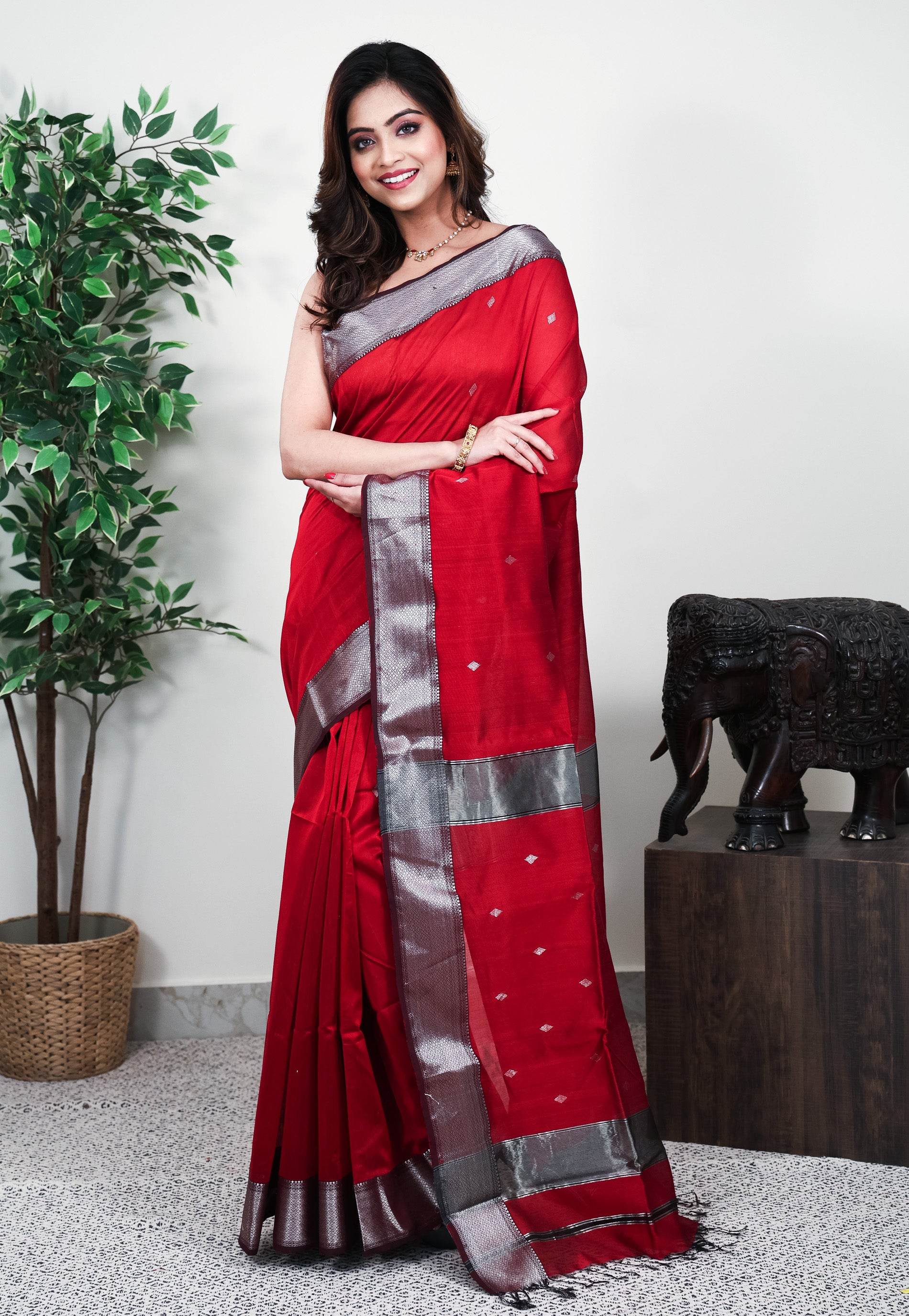 Maroon Sico Handloom Saree With Blouse Piece - Adi Akshoy & Co.