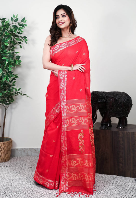 Red cotton Handloom Saree With Blouse Piece - Adi Akshoy & Co.