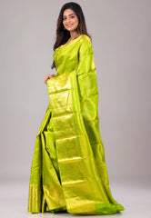 Parrot Green Pure Kanjivaram Silk Saree With Blouse Piece - Adi Akshoy & Co.