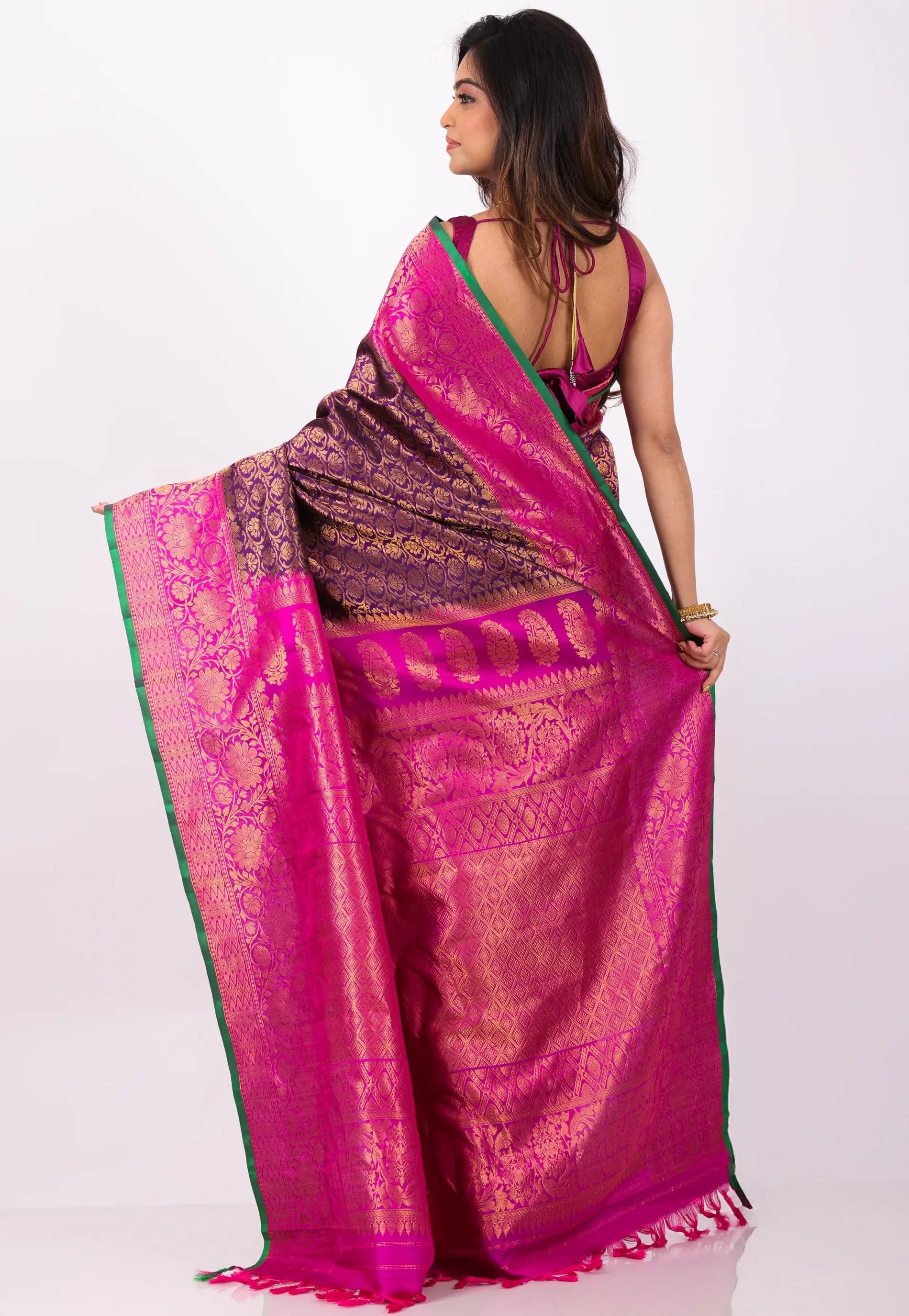 Purple with Magenta Border Pure Gadwal Silk Saree With Blouse Piece - Adi Akshoy & Co.