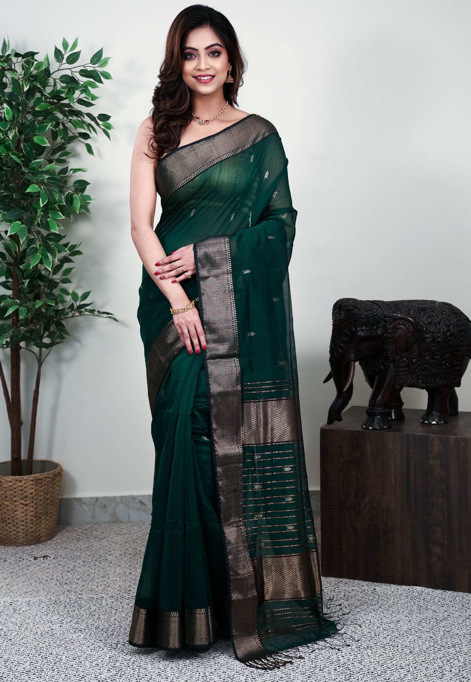 Bottle Green Sico Handloom Saree With Blouse Piece - Adi Akshoy & Co.