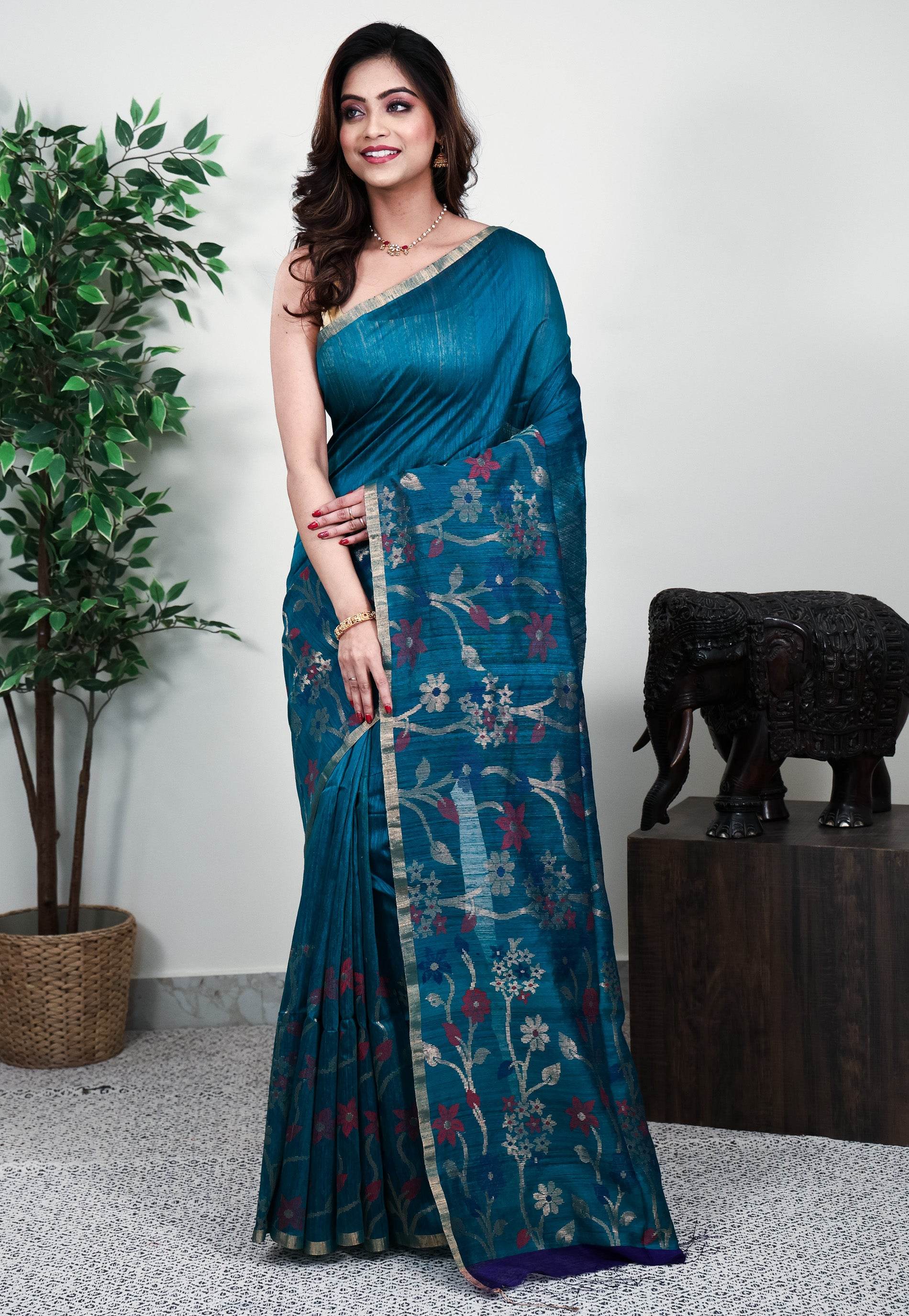 Rama Green Matka Handloom Pure Silk Saree With Blouse Piece - Adi Akshoy & Co.