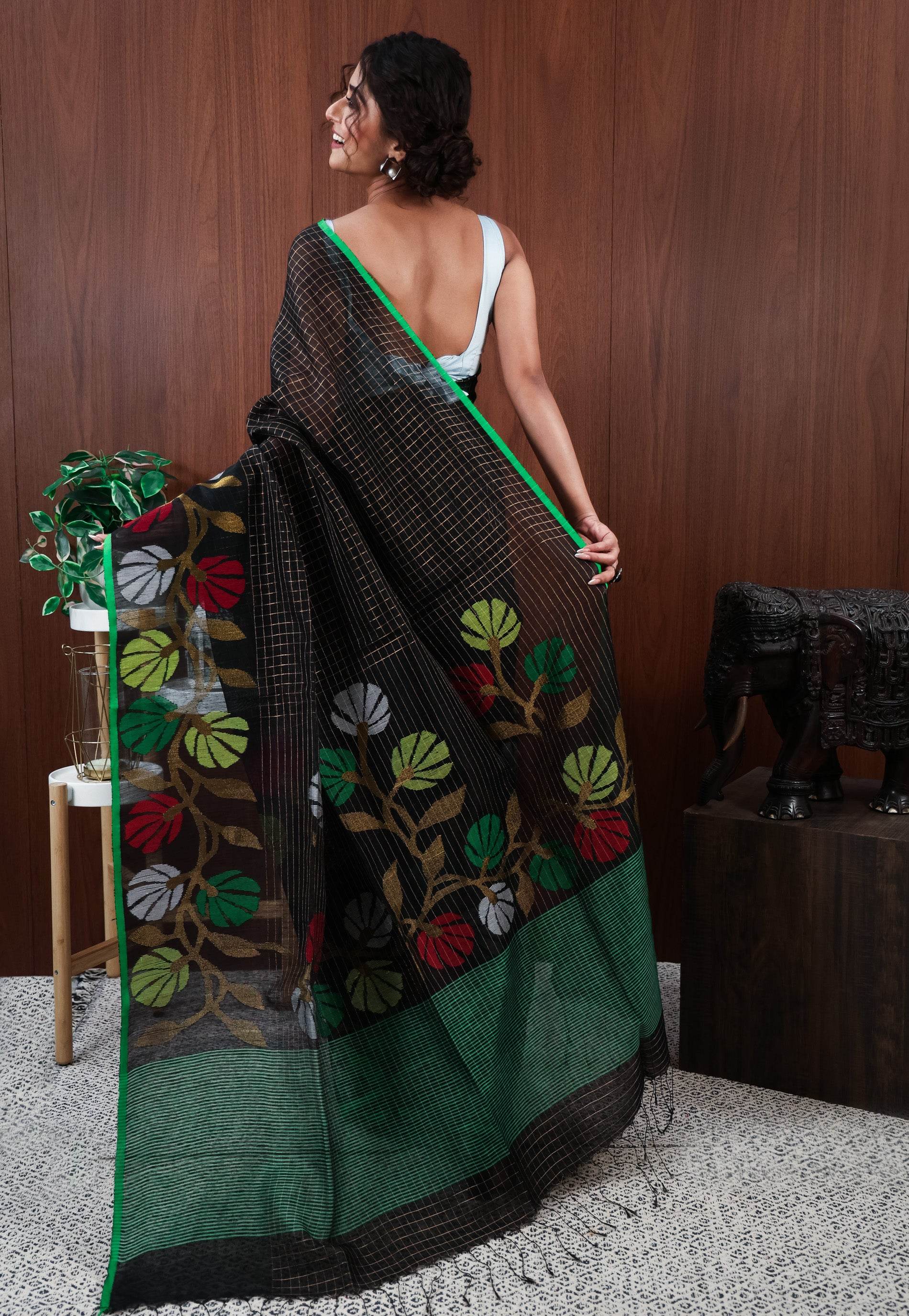 Black Handloom Saree With Blouse Piece - Adi Akshoy & Co.