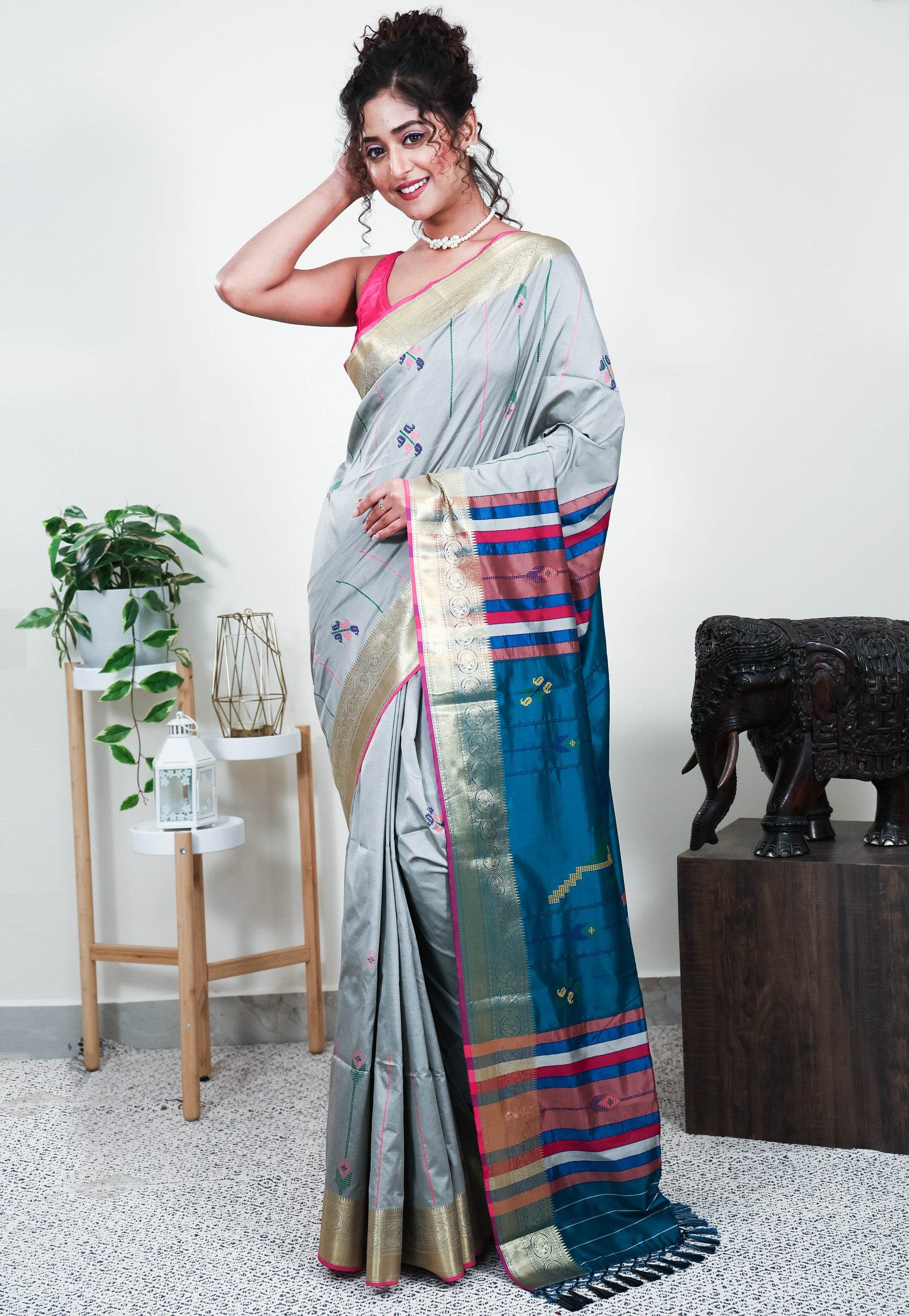 Grey Blended Silk Handloom Saree With Blouse Piece - Adi Akshoy & Co.