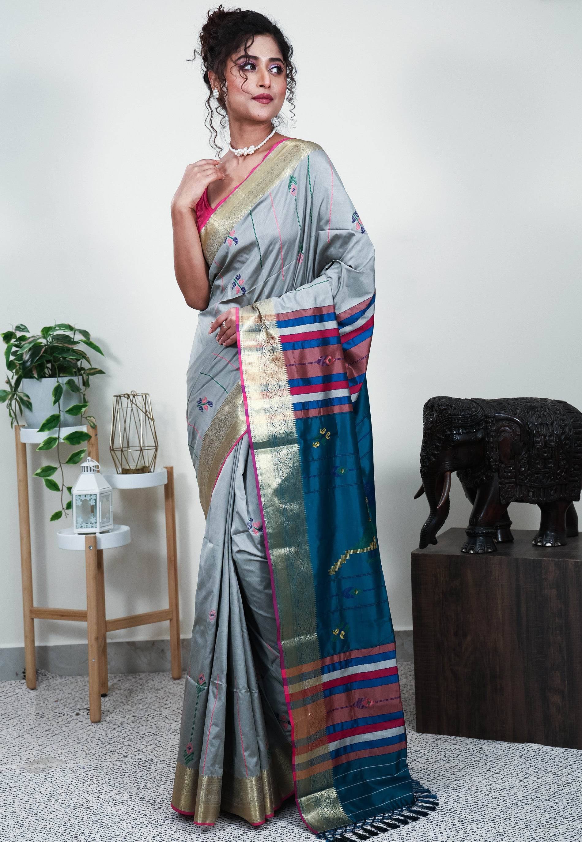Grey Blended Silk Handloom Saree With Blouse Piece - Adi Akshoy & Co.