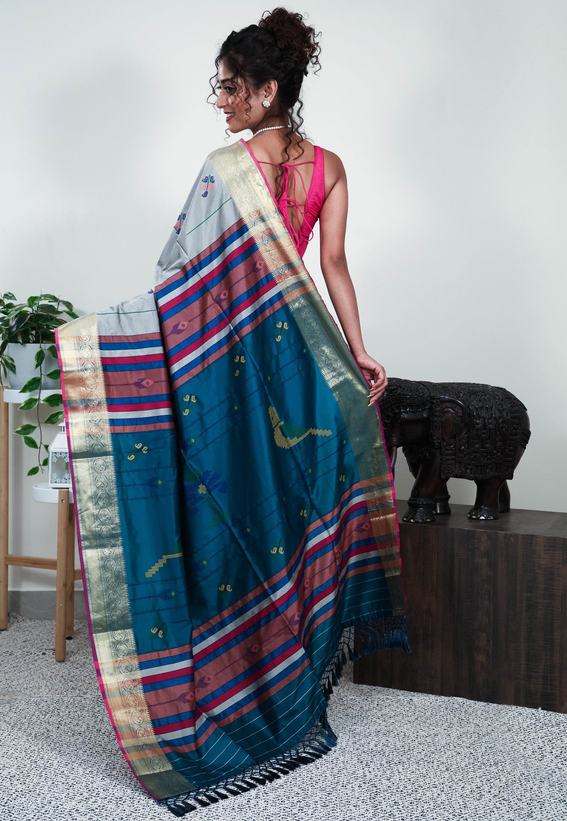 Grey Blended Silk Handloom Saree With Blouse Piece - Adi Akshoy & Co.