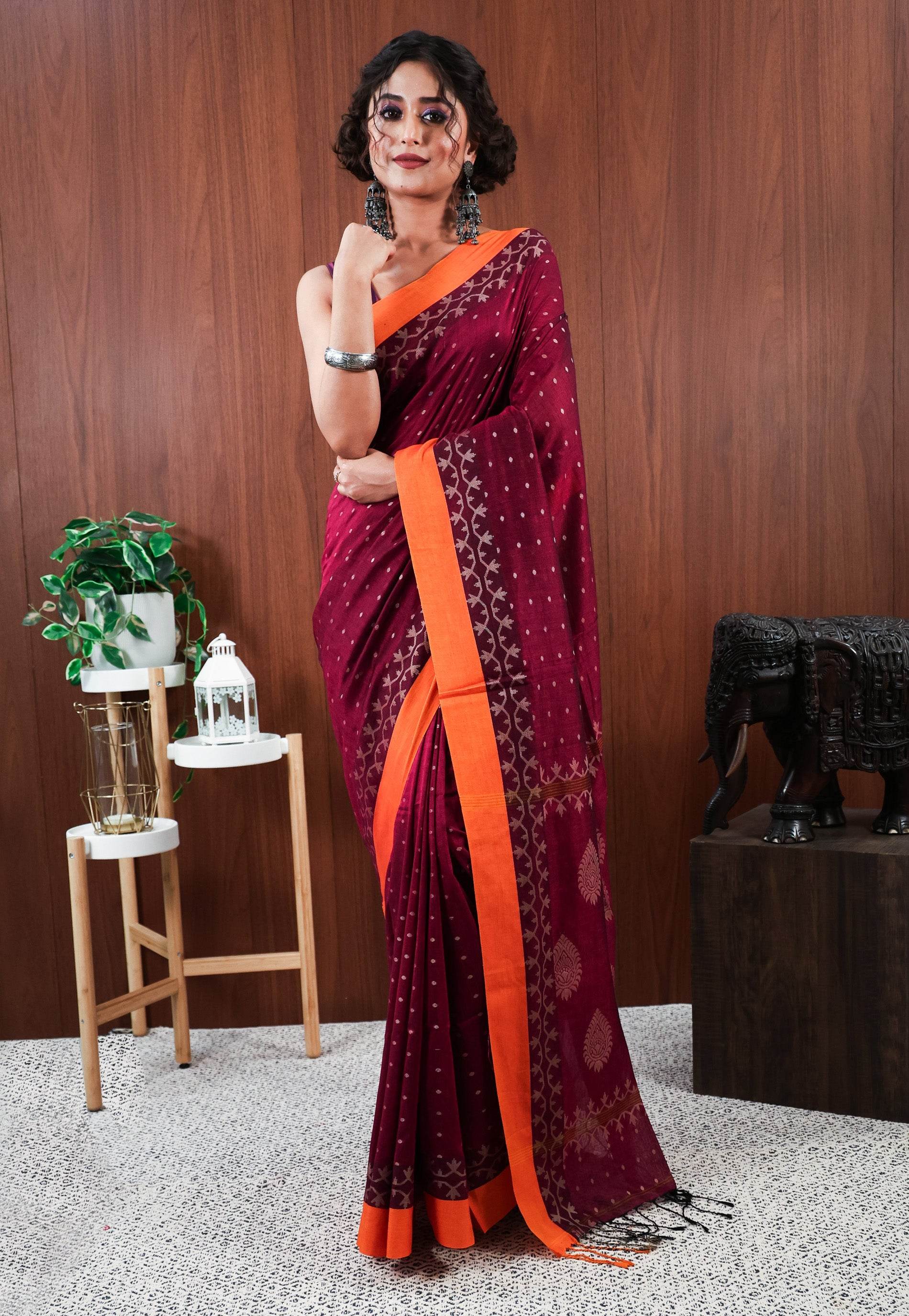 Magenta Handloom Saree With Blouse Piece - Adi Akshoy & Co.
