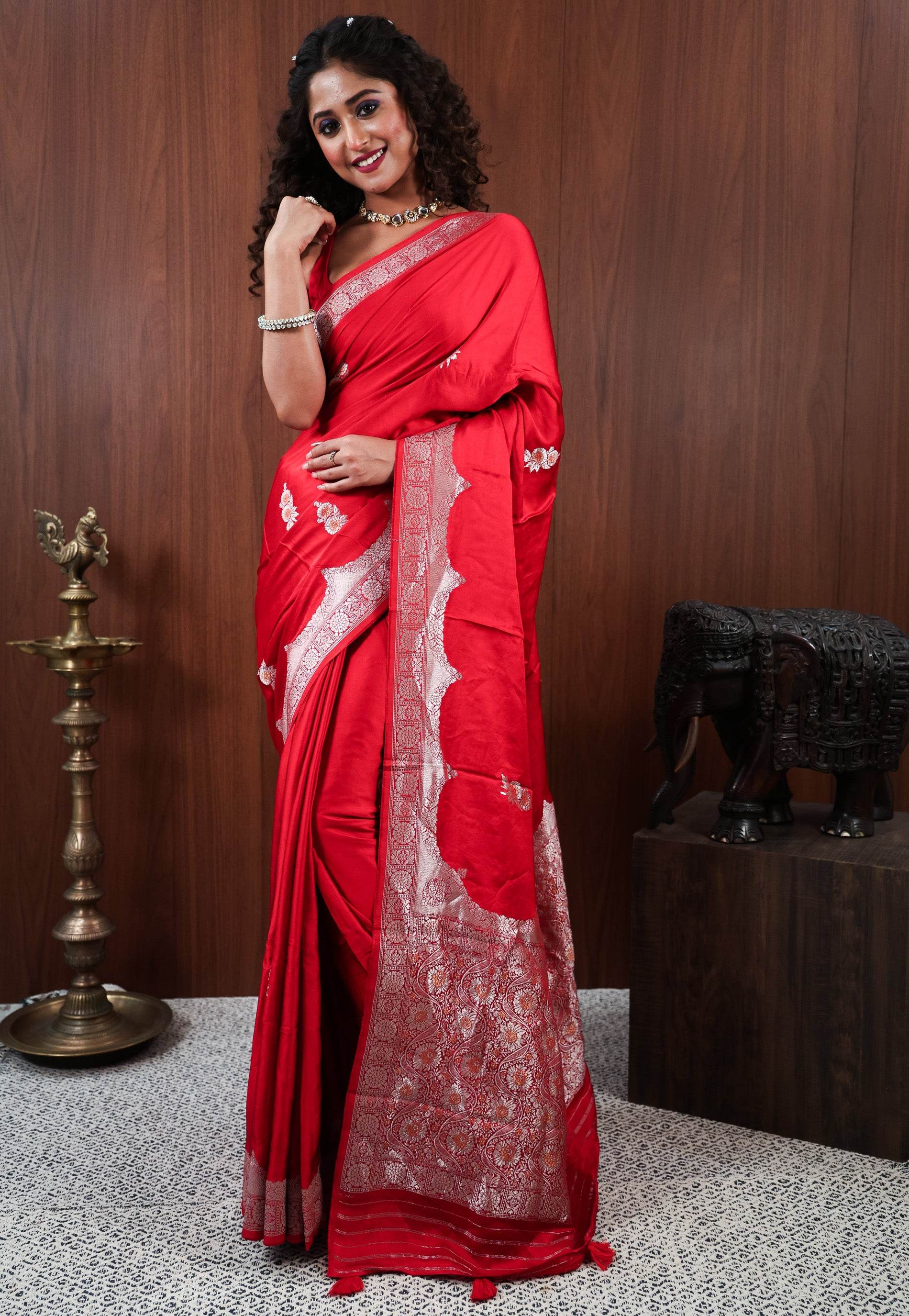 Red Mashru Silk Saree with Blouse Piece - Adi Akshoy & Co.
