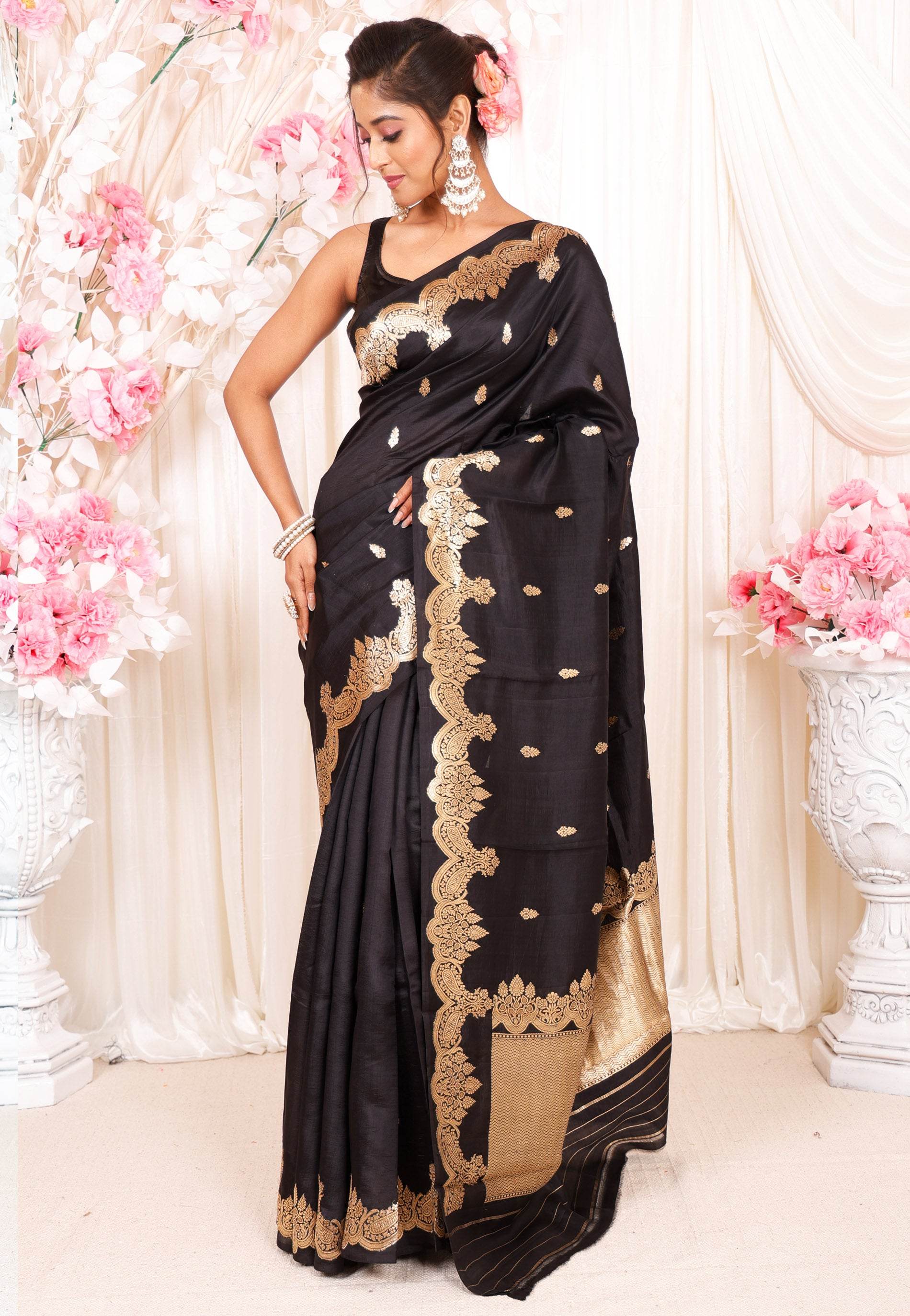 Black Kadwa Katan Pure Silk Saree With Blouse Piece - Adi Akshoy & Co.