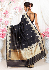Black Kadwa Katan Pure Silk Saree With Blouse Piece - Adi Akshoy & Co.