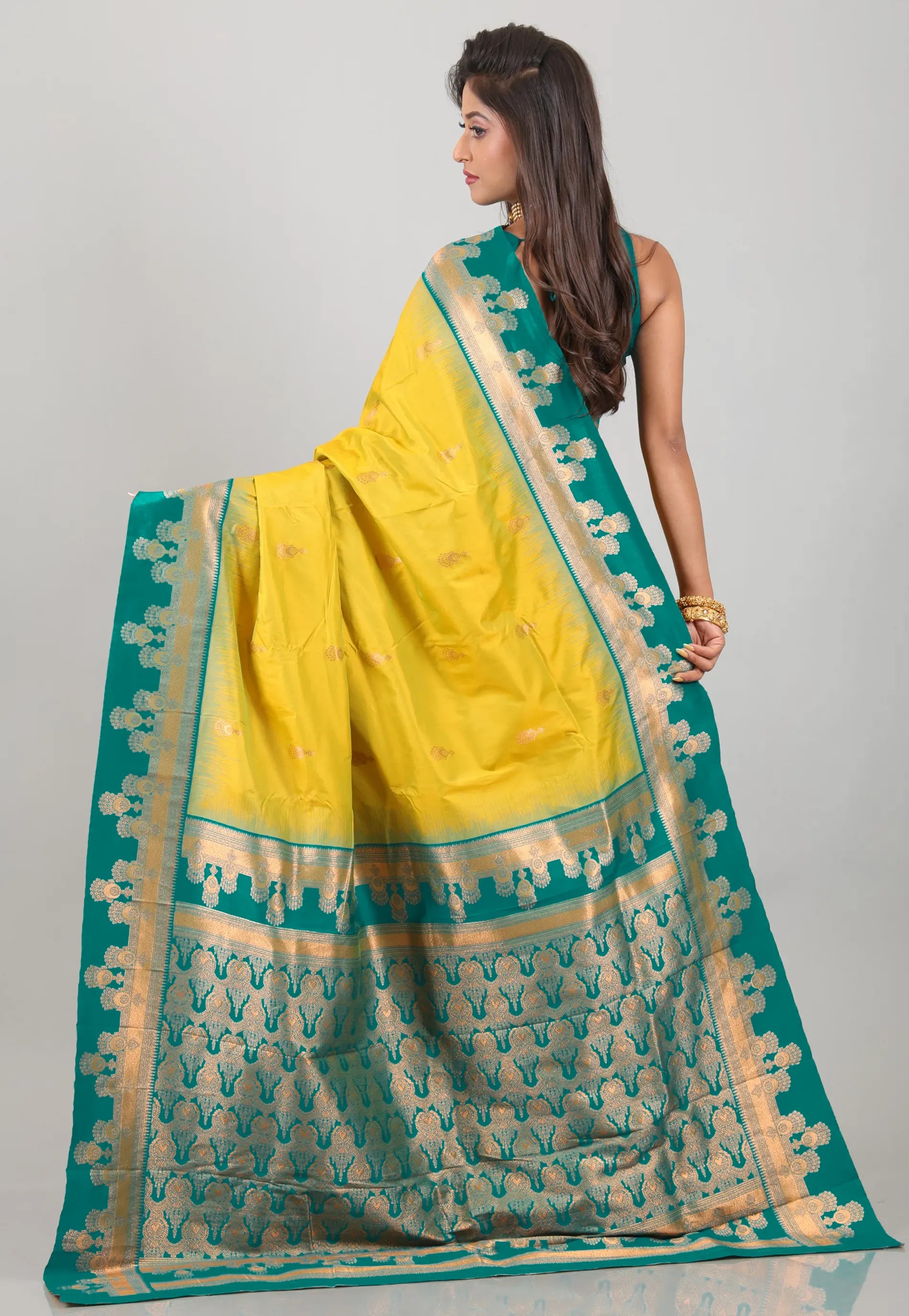 Yellow with Ramma Green Border Kanjivaram Silk Saree With Blouse Piece - Adi Akshoy & Co.