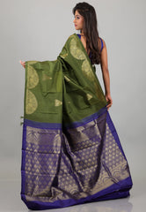 Bottle Green Pure Kanjivaram Silk Saree With Blouse Piece - Adi Akshoy & Co.