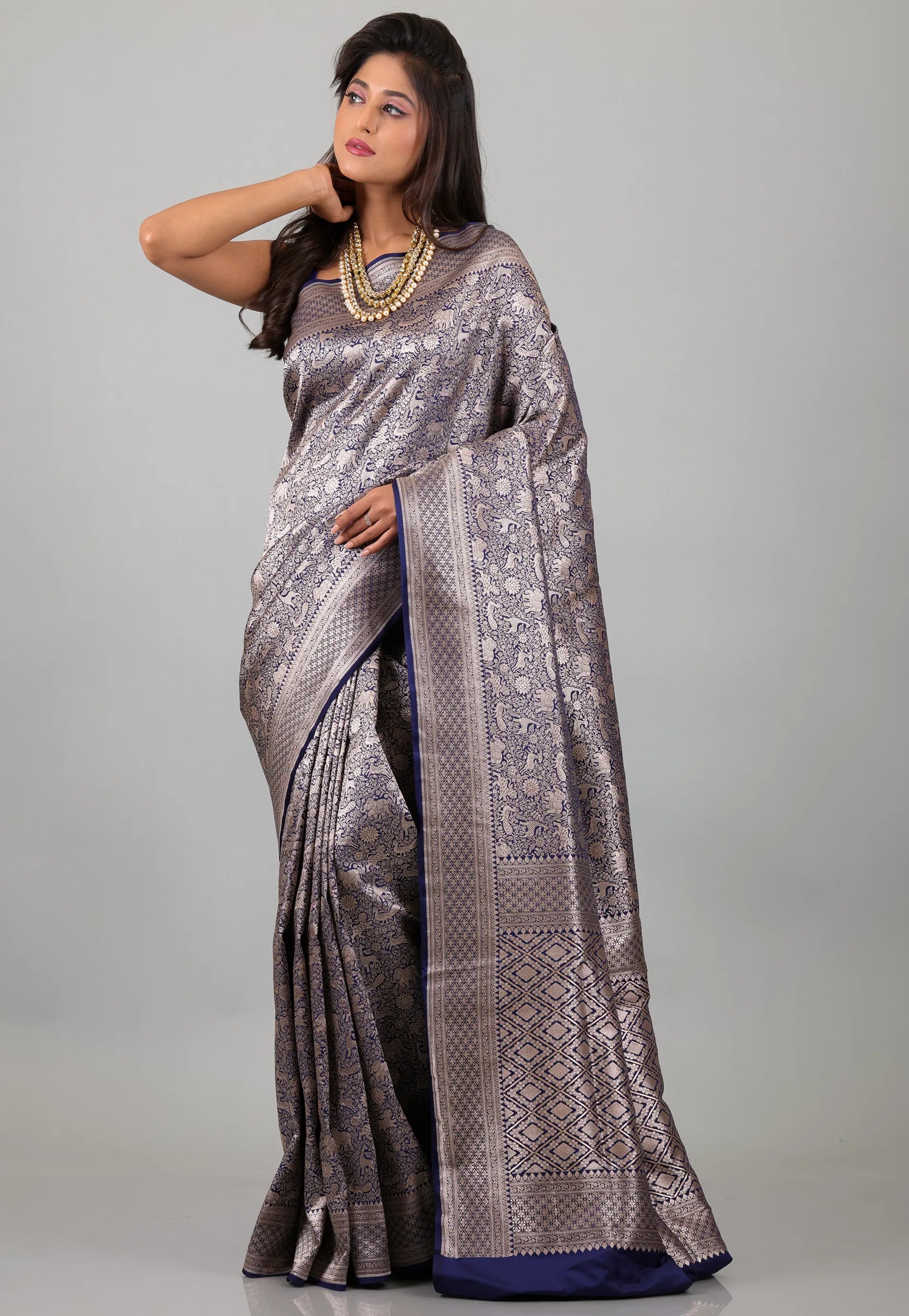 Navy Blue Shikargah Katan Silk Saree With Blouse Piece - Adi Akshoy & Co.
