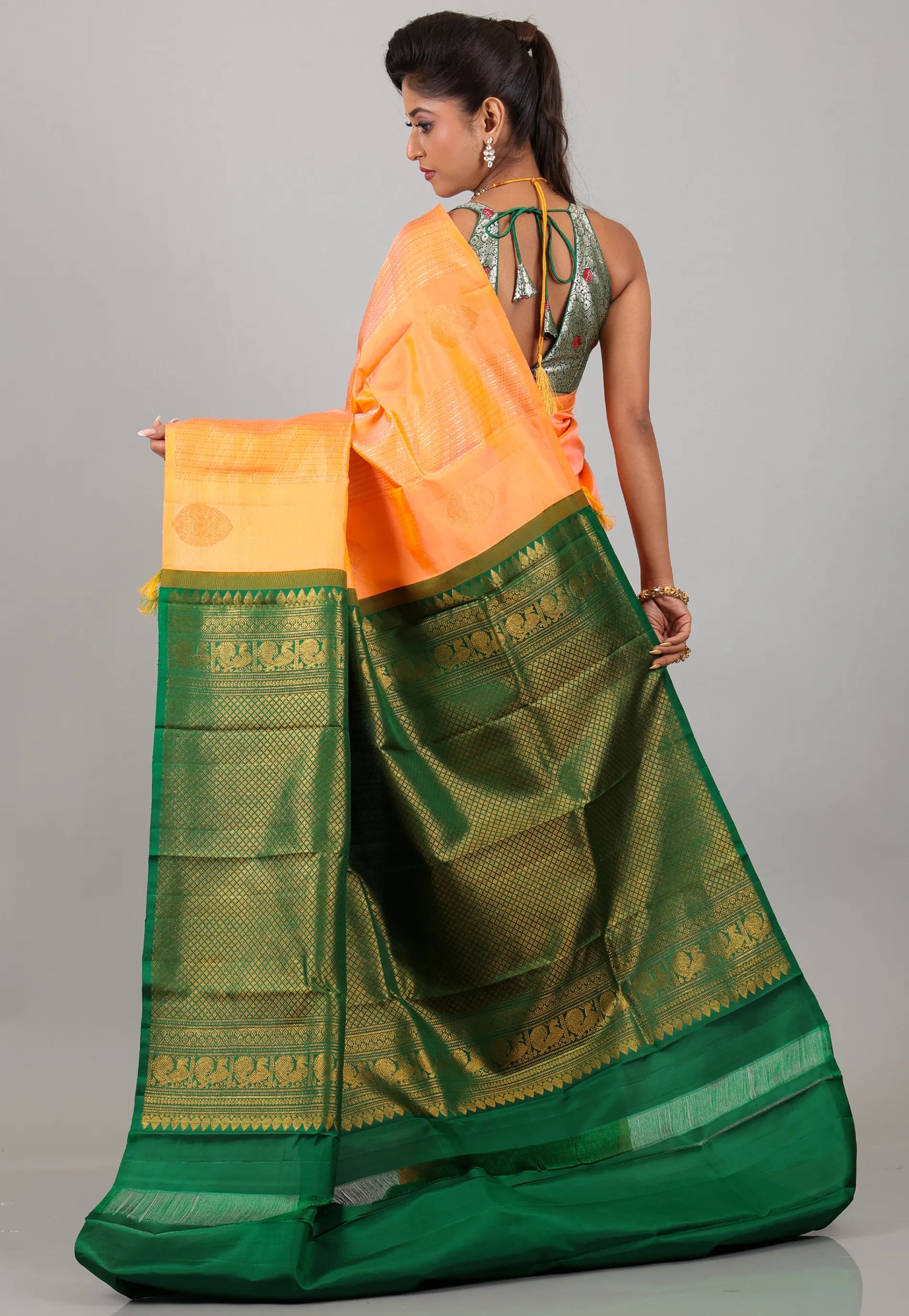 Peach Pure Kanjivaram Silk Saree With Blouse Piece - Adi Akshoy & Co.