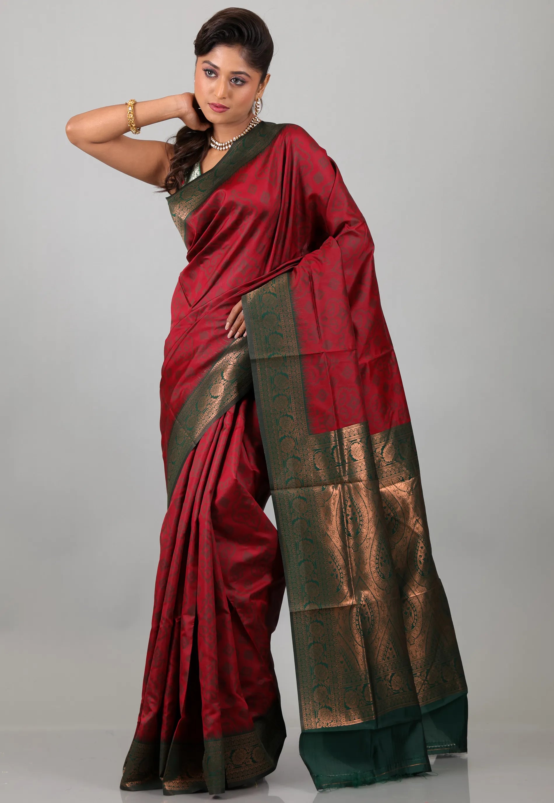 Red with Rama Green Border Ikkat Silk Saree With Blouse Piece - Adi Akshoy & Co.