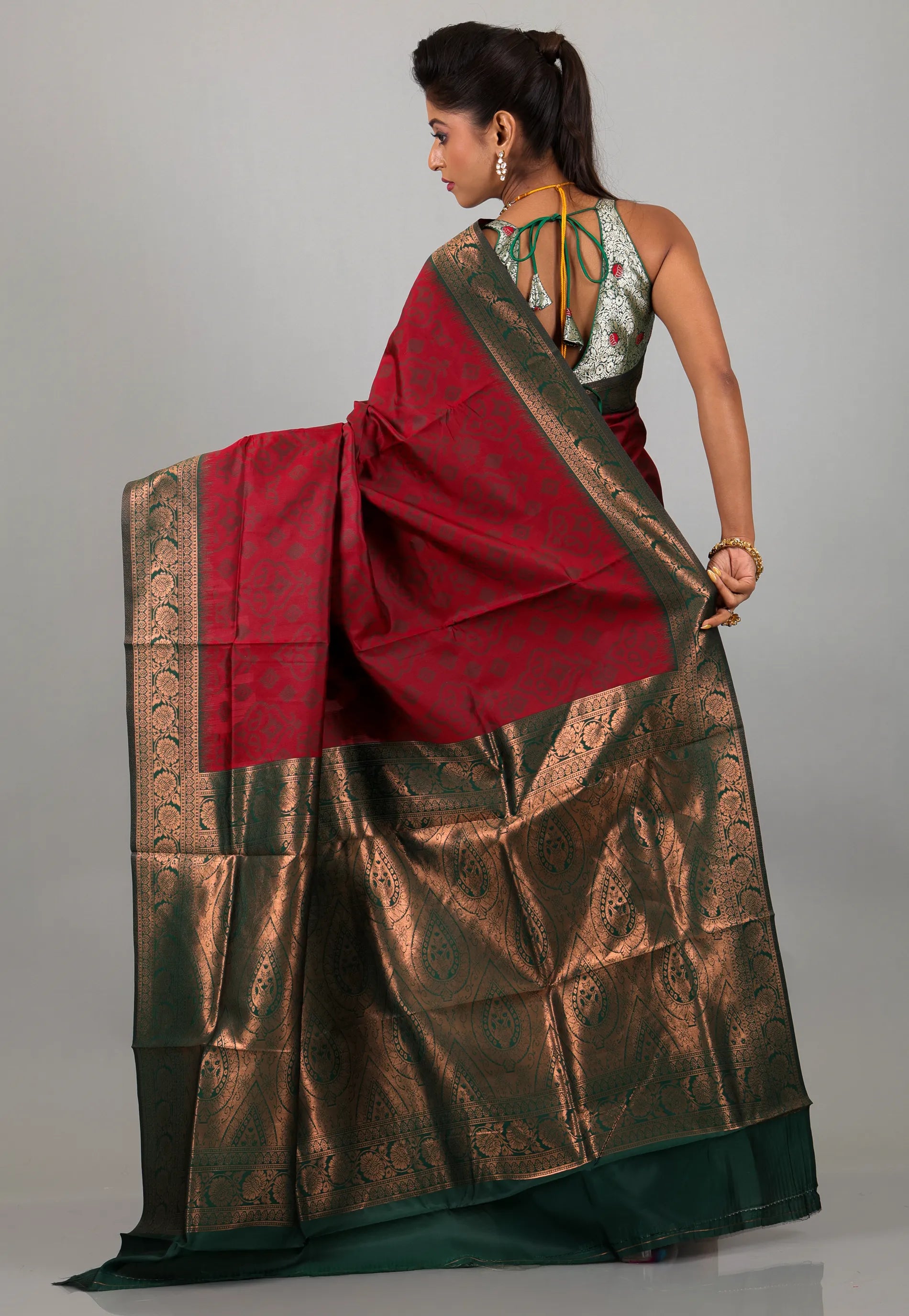 Red with Rama Green Border Ikkat Silk Saree With Blouse Piece - Adi Akshoy & Co.