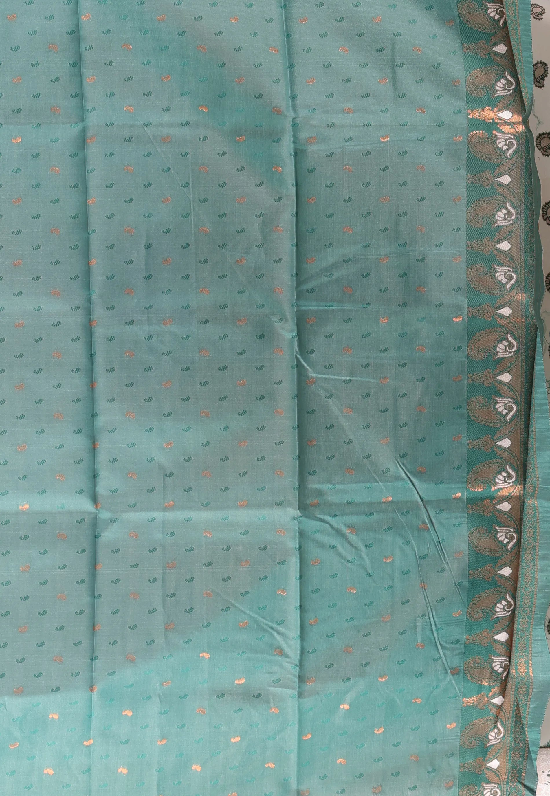 White Baluchari Silk Saree with Blouse Piece - Adi Akshoy & Co.