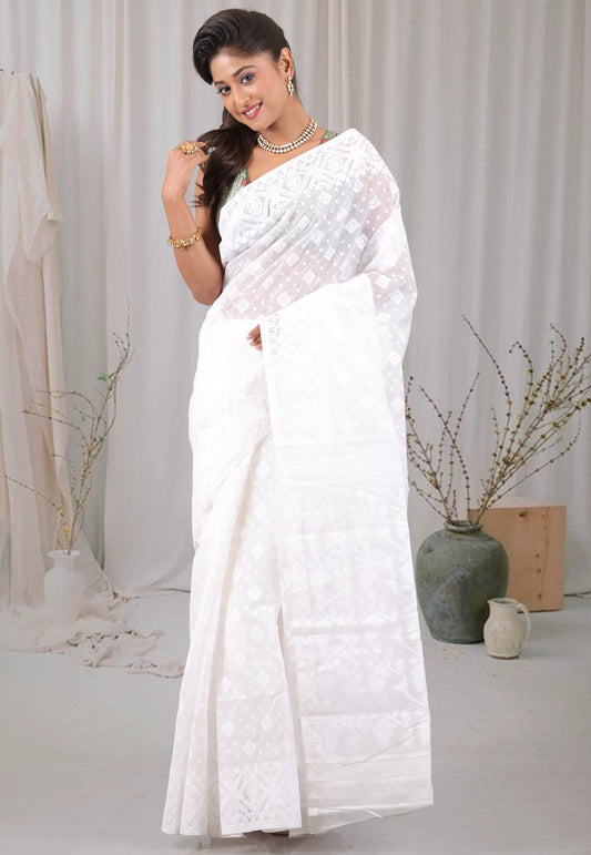 White Dhakai Jamdani Cotton Saree without Blouse Piece - Adi Akshoy & Co.