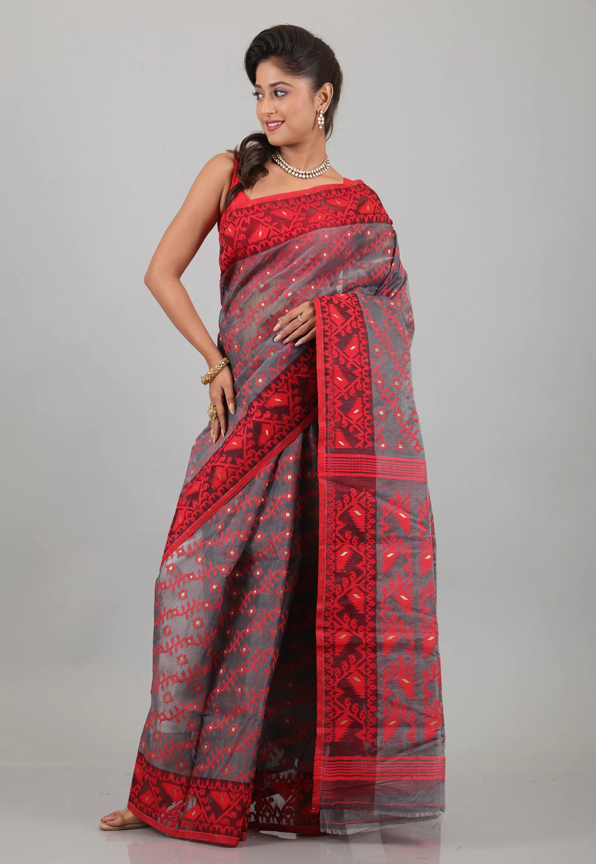 Grey with Red Border Dhakai Jamdani Cotton Saree without Blouse Piece - Adi Akshoy & Co.