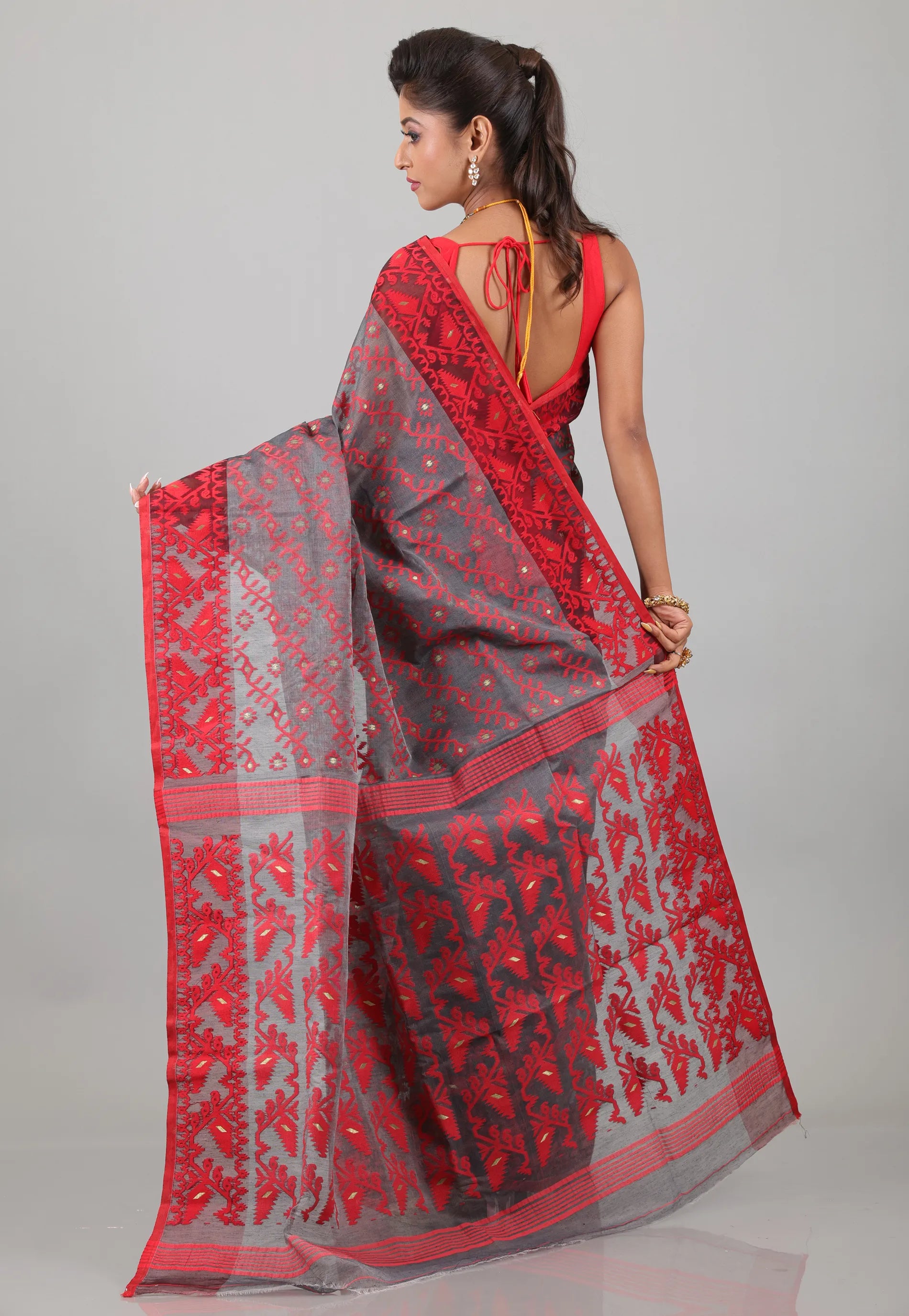 Grey with Red Border Dhakai Jamdani Cotton Saree without Blouse Piece - Adi Akshoy & Co.