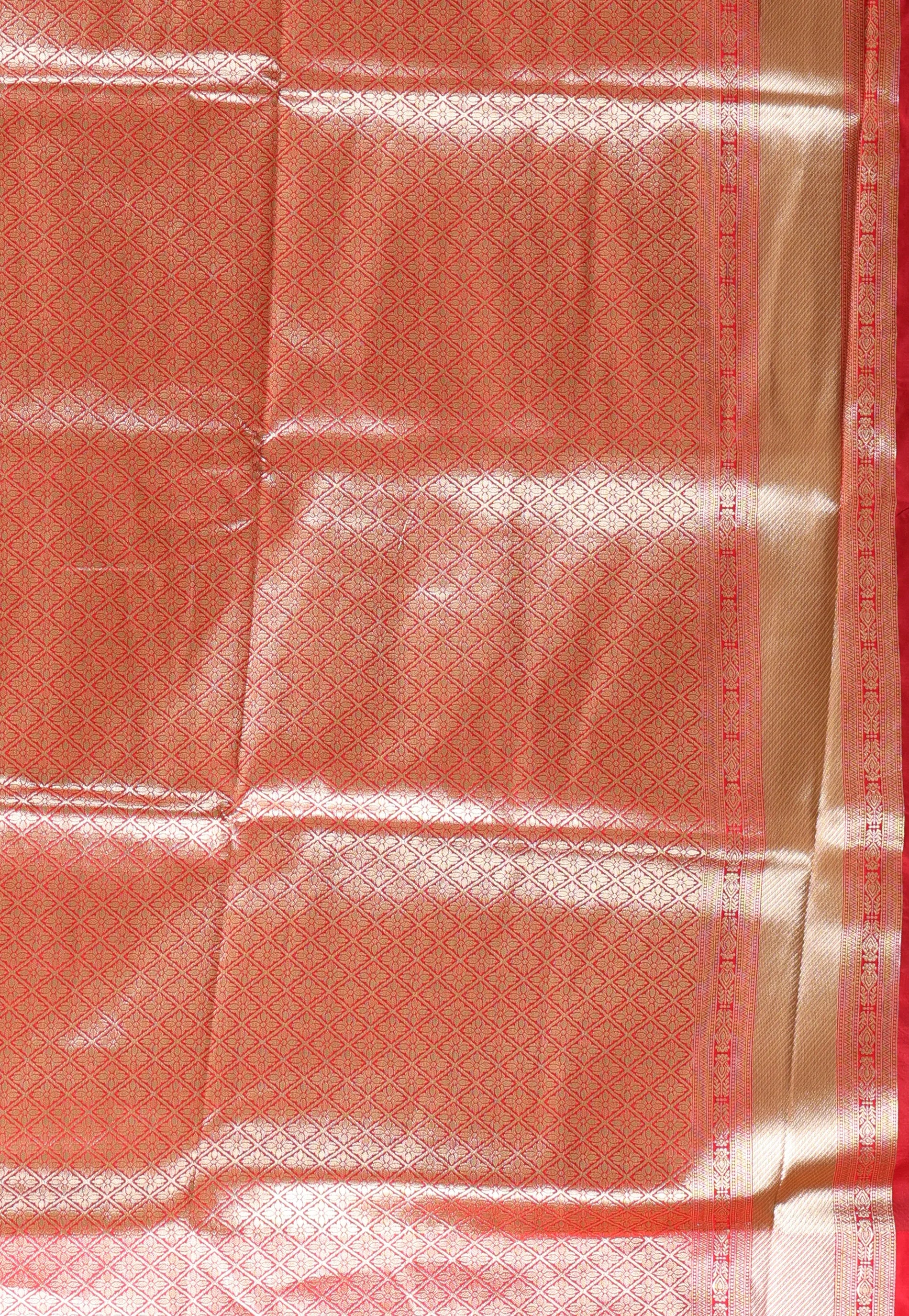 Bottle Green Katan Silk Saree With Blouse Piece - Adi Akshoy & Co.