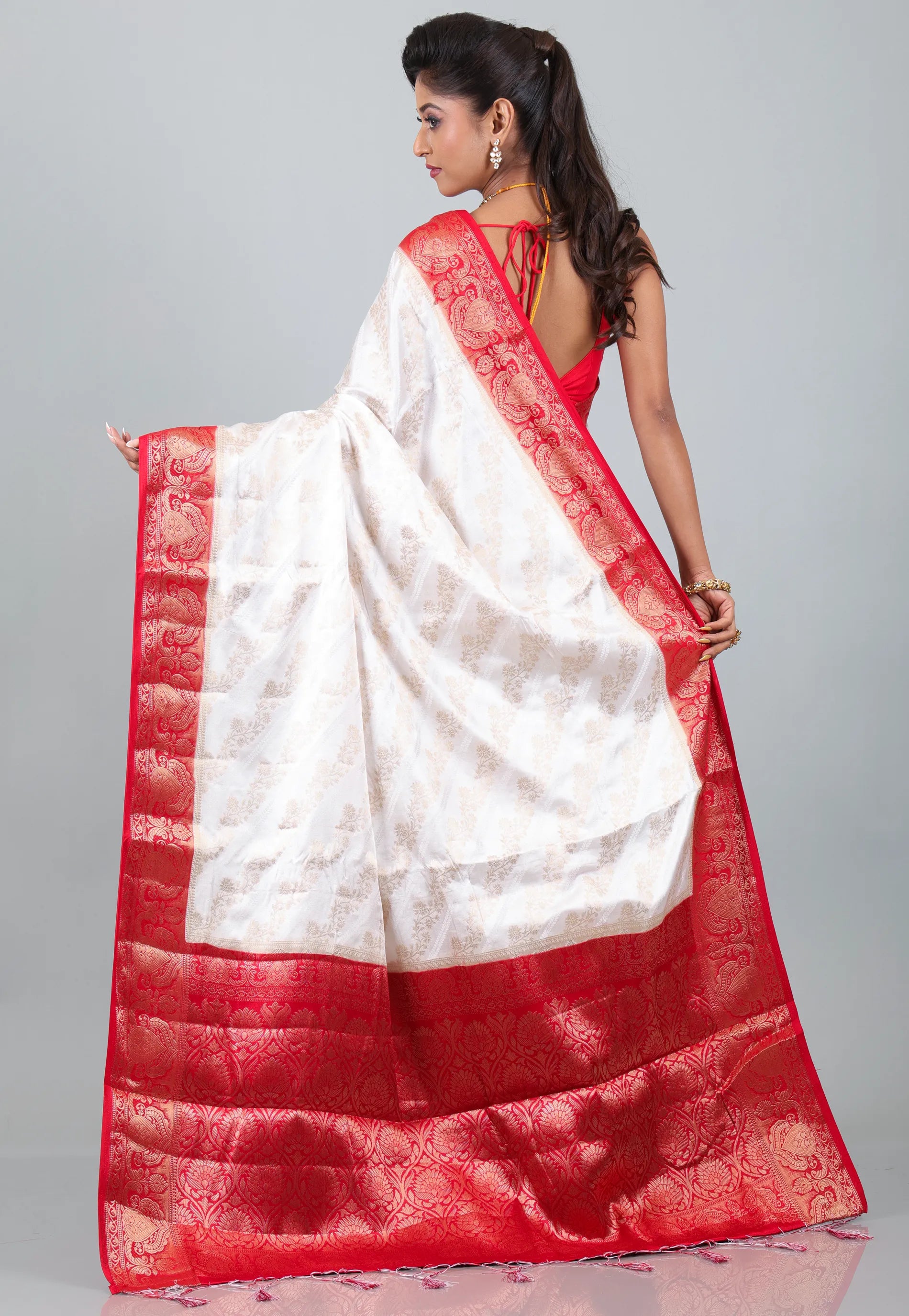 White with Red Border Pure Tussar Silk Saree with Blouse Piece