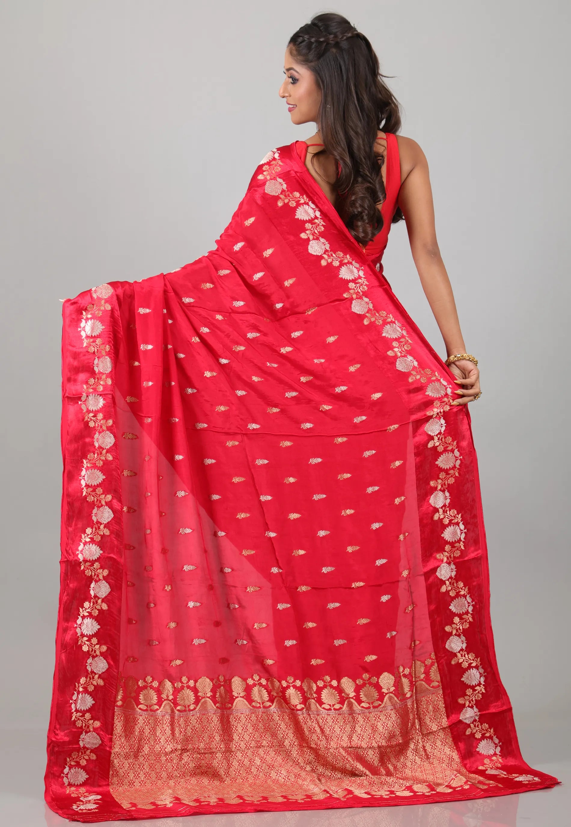 Red Mashru Silk Saree with Blouse Piece - Adi Akshoy & Co.