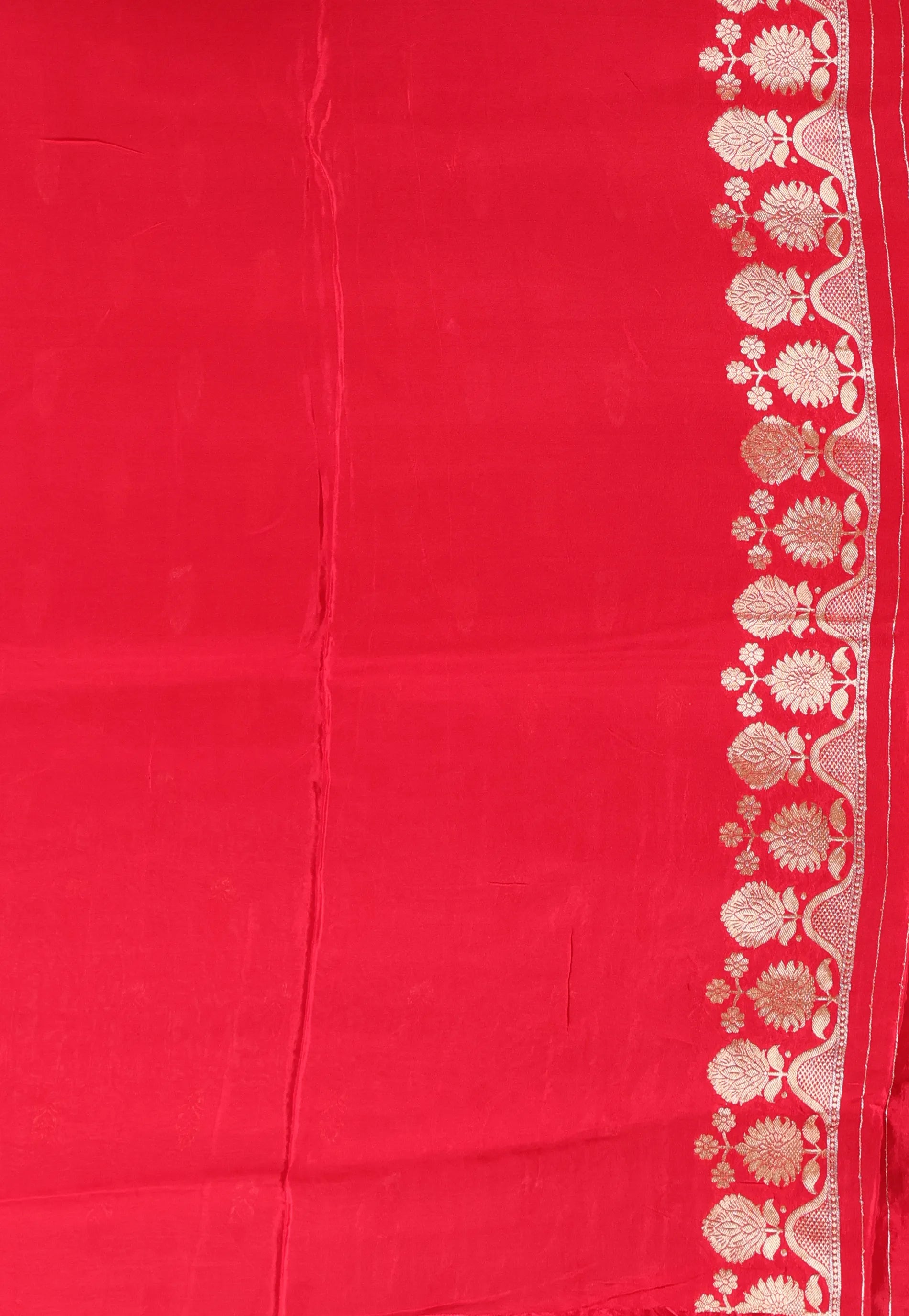 Red Mashru Silk Saree with Blouse Piece - Adi Akshoy & Co.