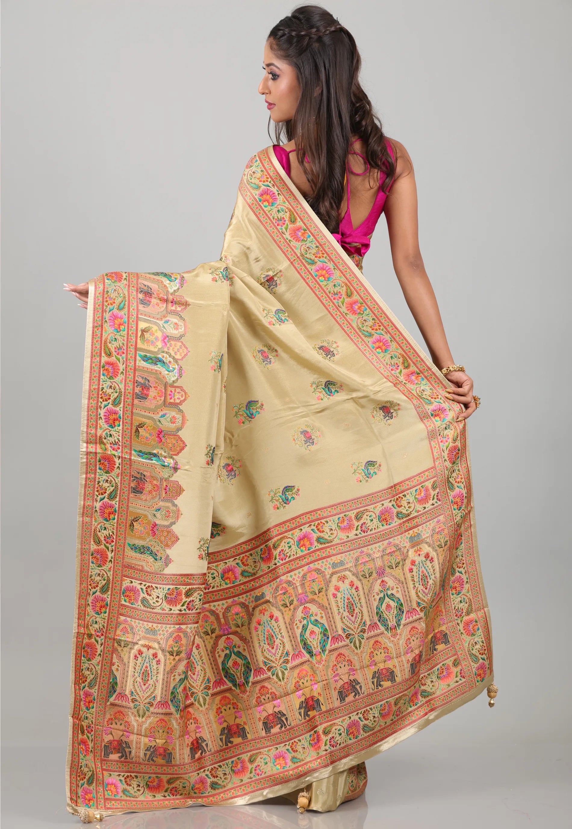 Beige Kani Silk Saree With Blouse Piece - Adi Akshoy & Co.