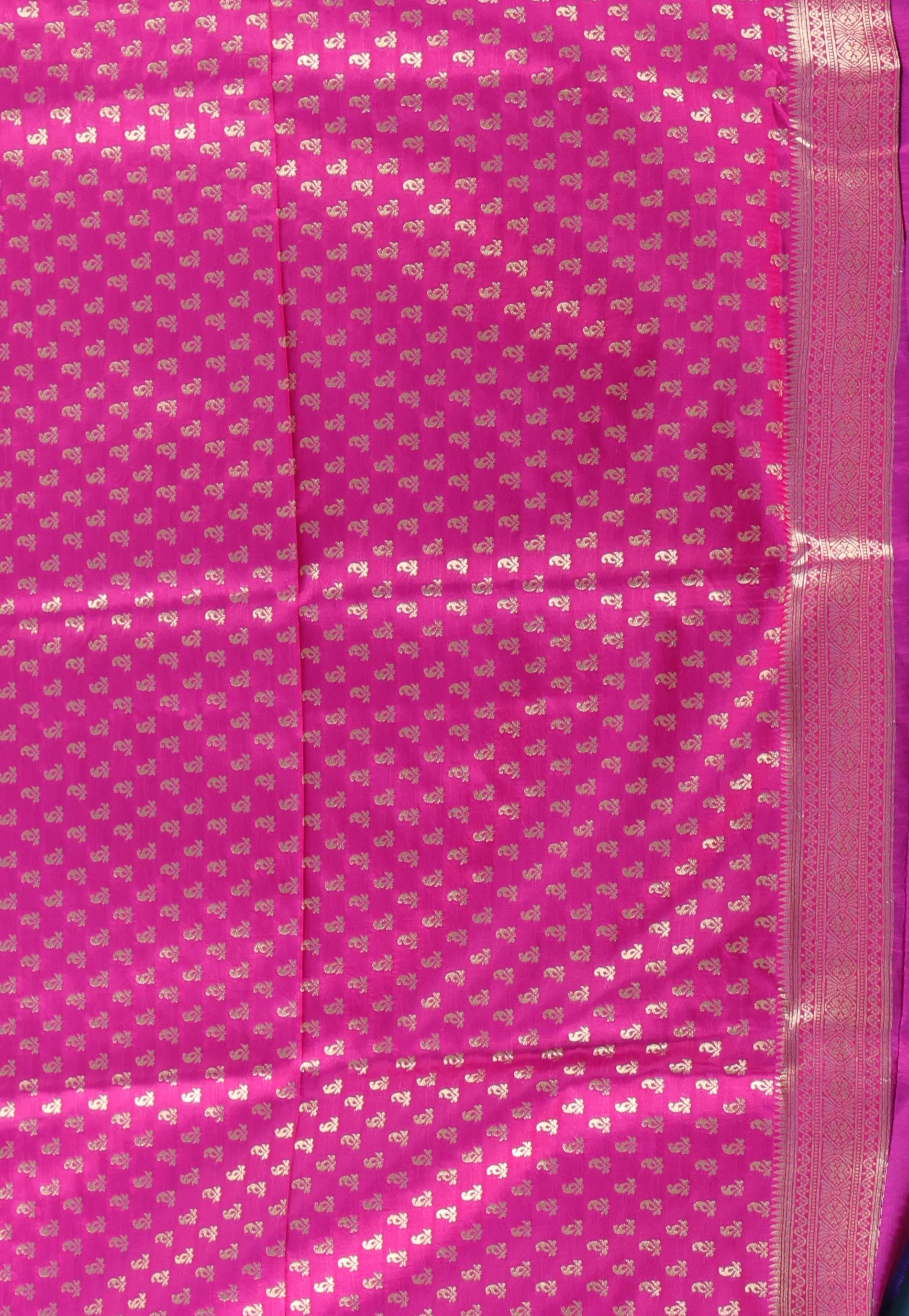 Rama Green with Rani Border Mashru Silk Saree with Blouse Piece - Adi Akshoy & Co.