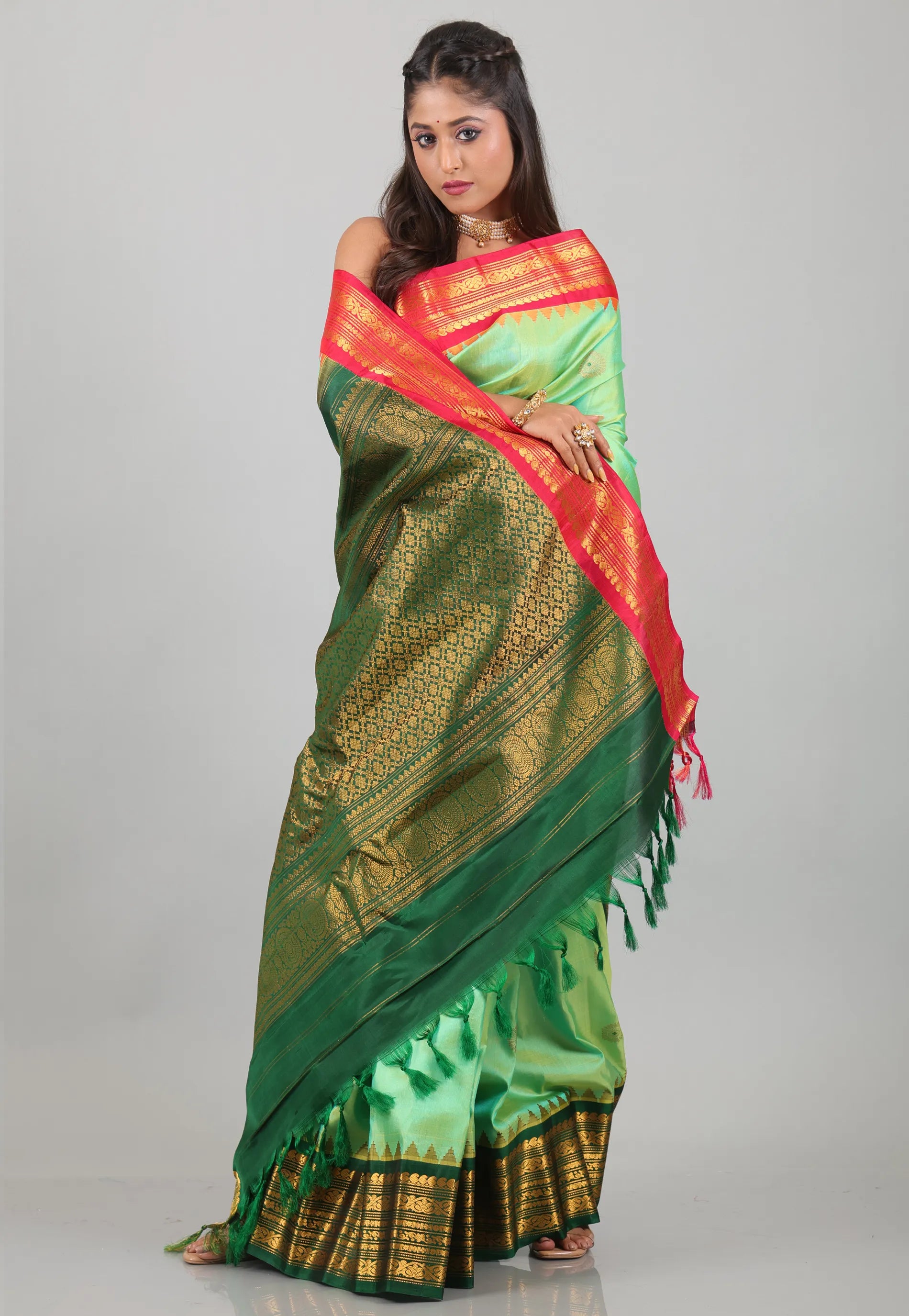 Sea Green with Red & Rama Green Border Pure Gadwal Silk with Blouse Piece - Adi Akshoy & Co.