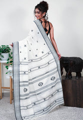 Off White Handloom Saree with Blouse Piece - Adi Akshoy & Co.