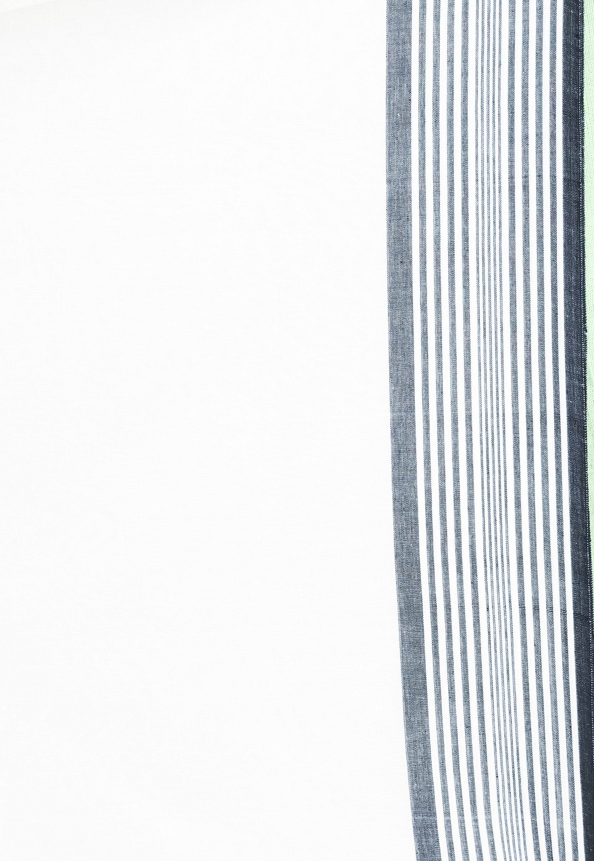 Off White Handloom Saree with Blouse Piece - Adi Akshoy & Co.