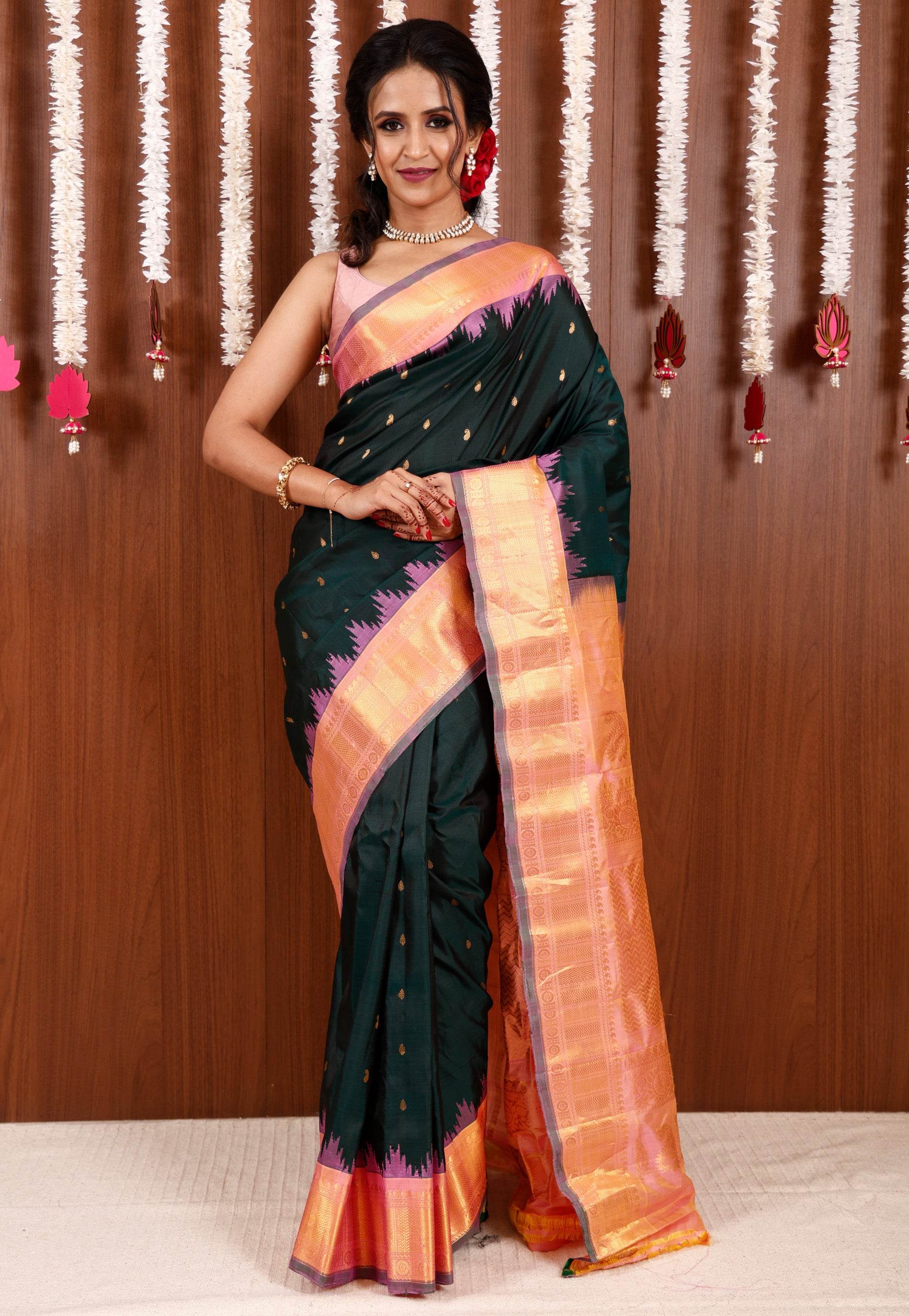 Bottle Green with Peach Border Gadwal Pure Silk Saree With Blouse Piece - Adi Akshoy & Co.
