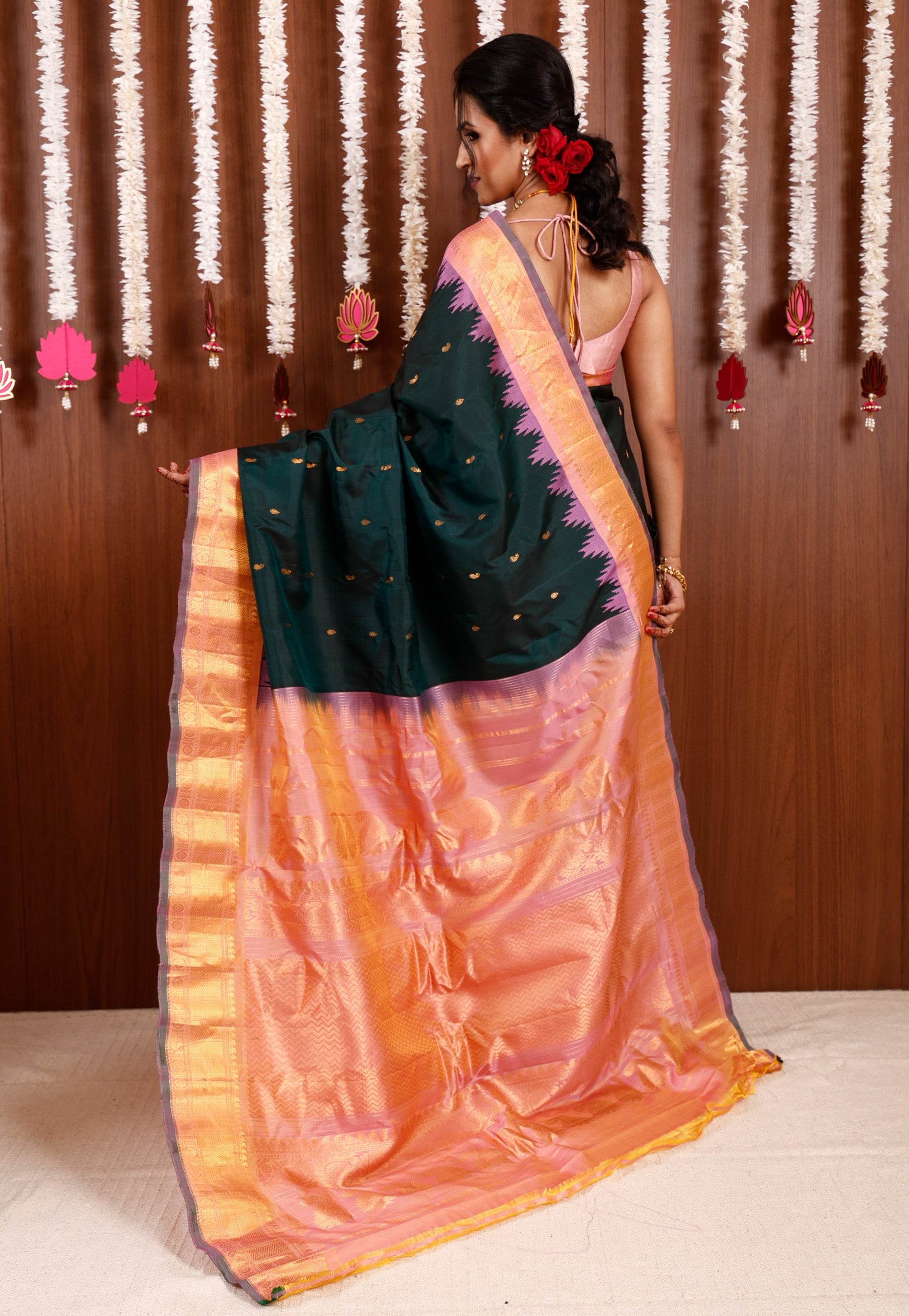 Bottle Green with Peach Border Gadwal Pure Silk Saree With Blouse Piece - Adi Akshoy & Co.