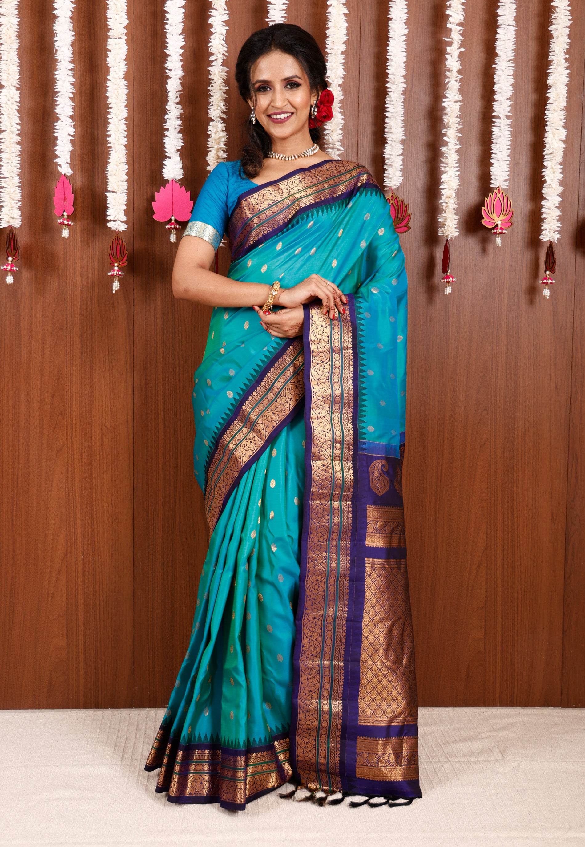 Cross Feroza Blue with Navy Blue Border Gadwal Pure Silk Saree With Blouse Piece - Adi Akshoy & Co.