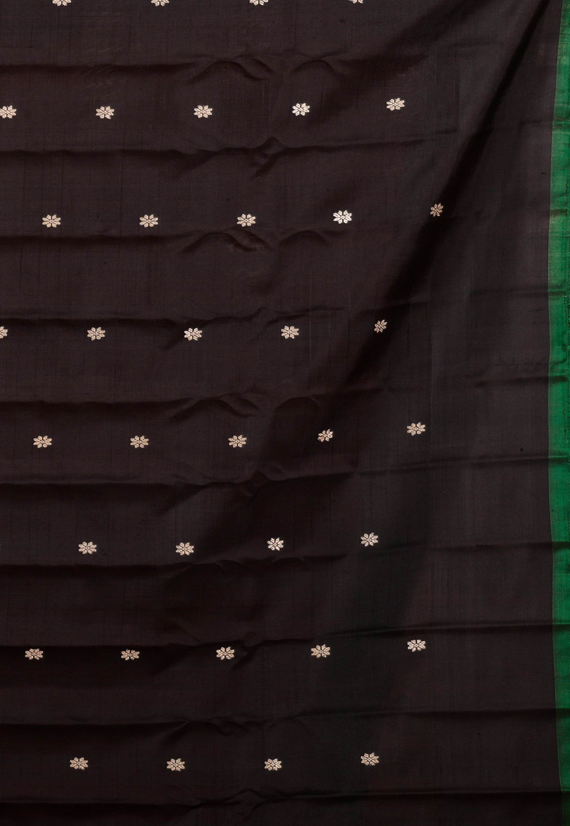 Red checks with Black Border Gadwal Pure Silk Saree With Blouse Piece - Adi Akshoy & Co.