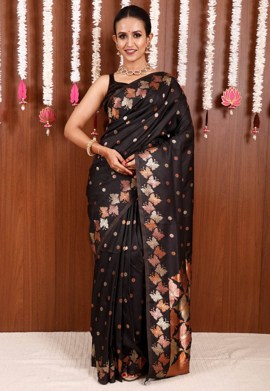 Black Katan Silk Saree With Blouse Piece - Adi Akshoy & Co.