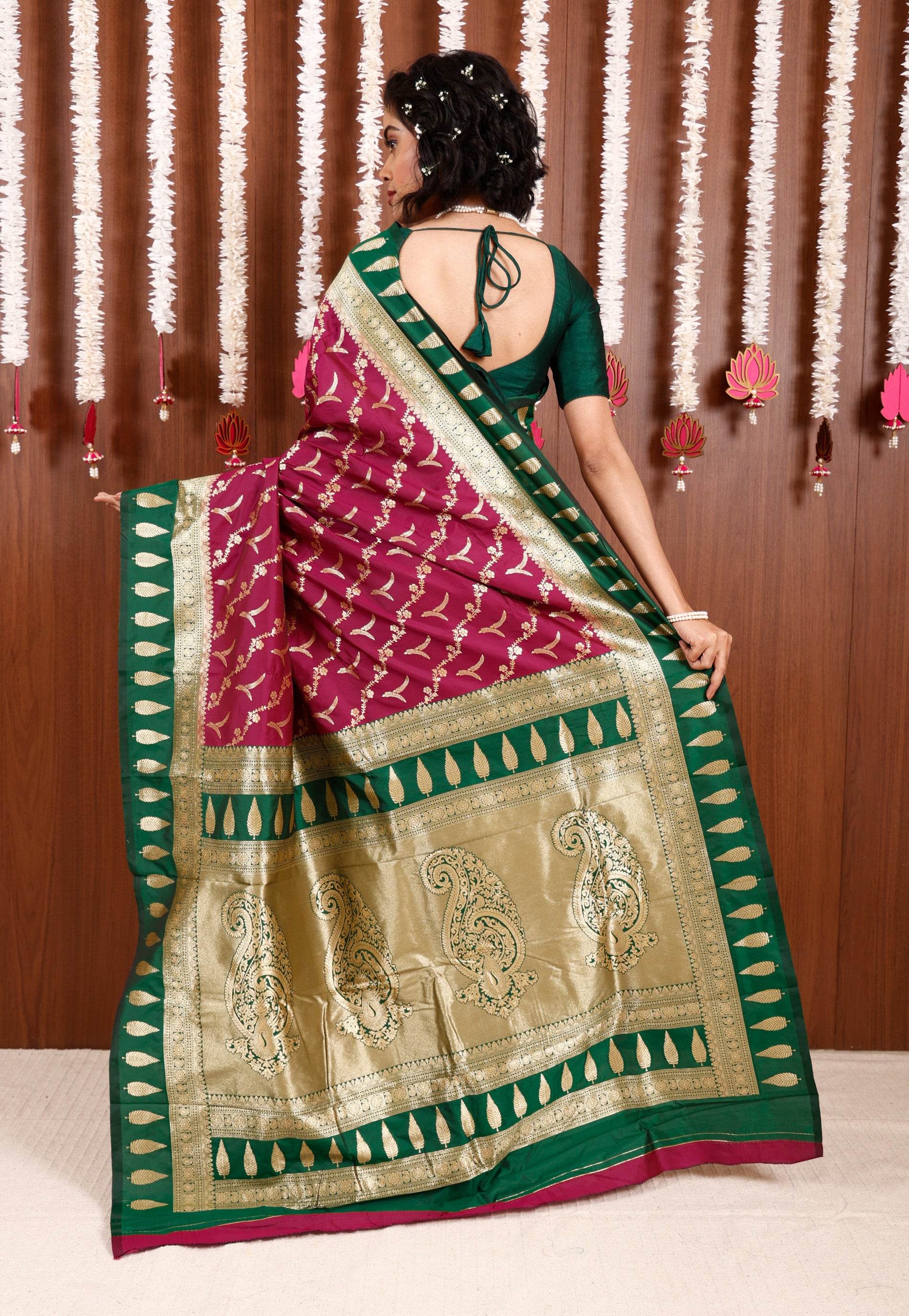 Magenta with Bottle Green Border Kanjivaram Silk Saree With Blouse Piece - Adi Akshoy & Co.