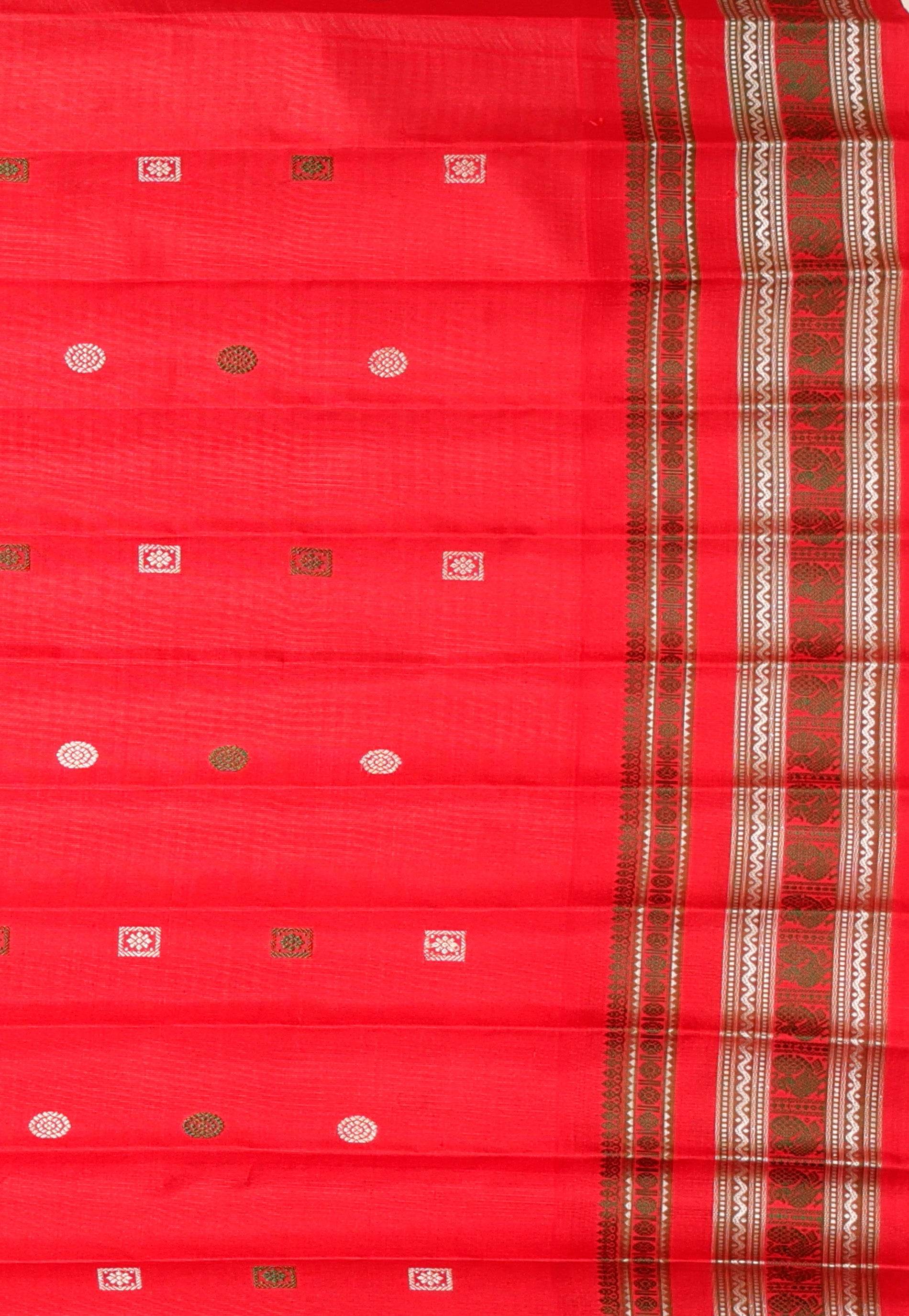 Off White checks with Red Border Gadwal Pure Silk Saree With Blouse Piece - Adi Akshoy & Co.