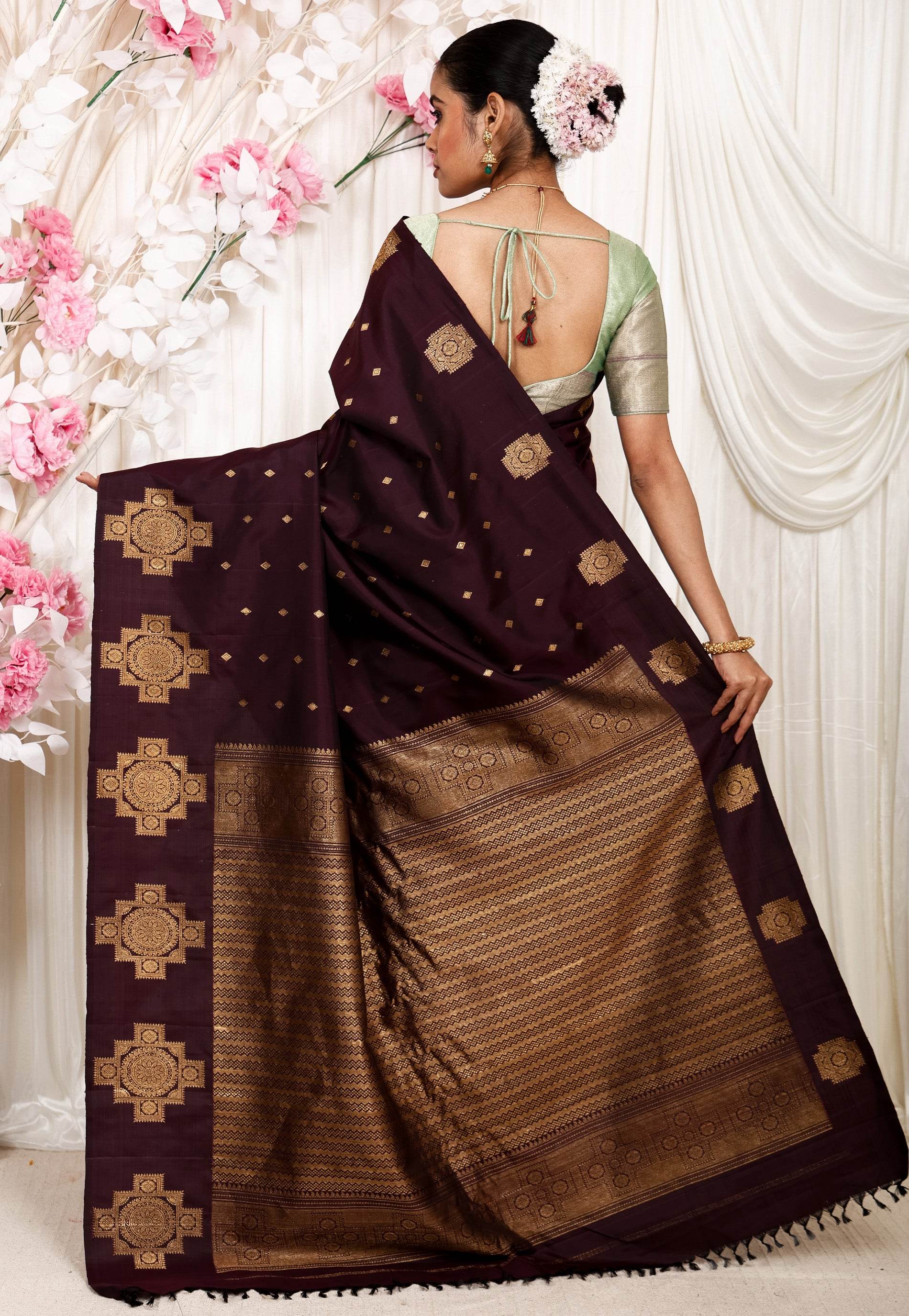 Maroon Gadwal Pure Silk Saree With Blouse Piece - Adi Akshoy & Co.